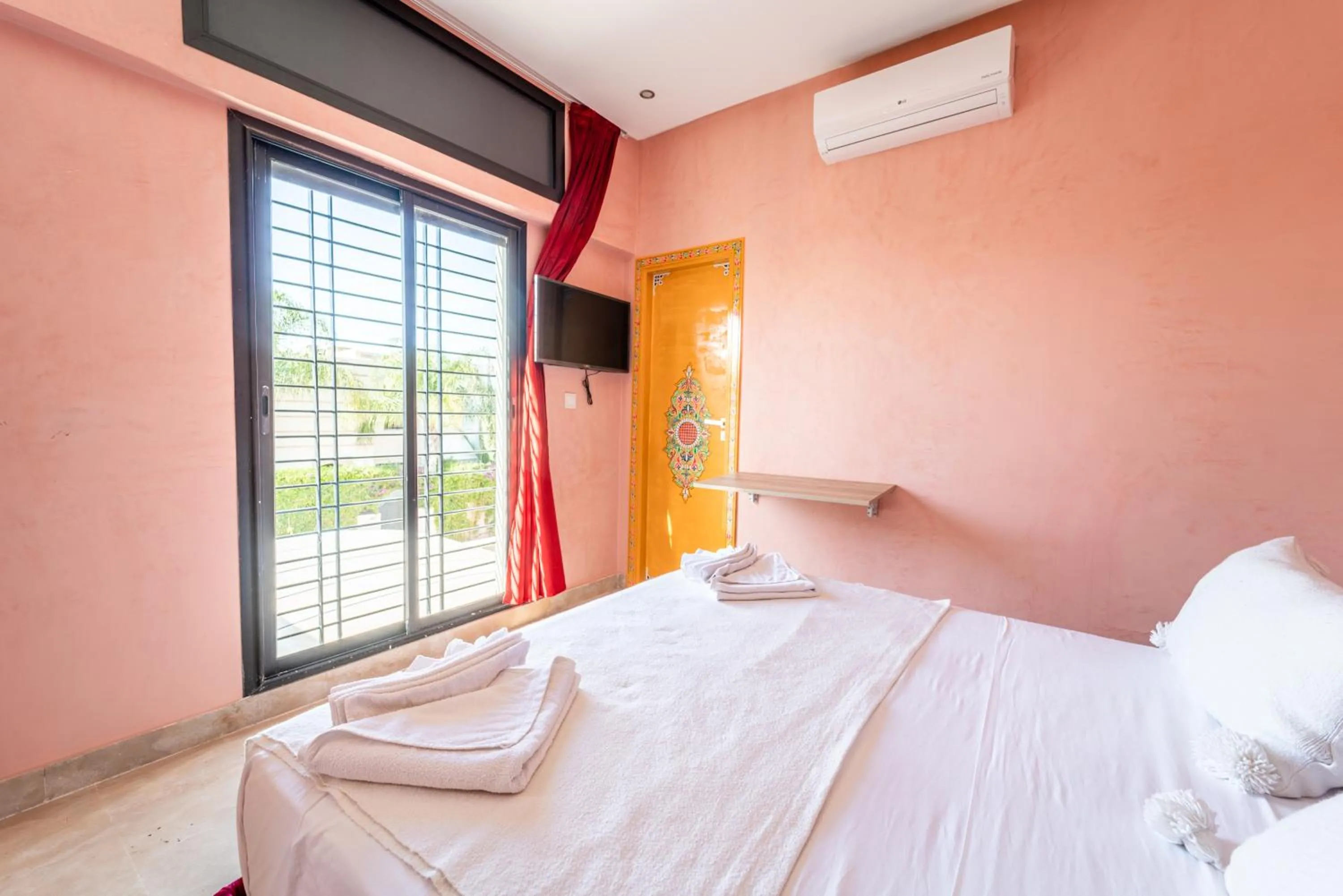 Photo of the whole room, Bed in Riad Les Nuits De Fès