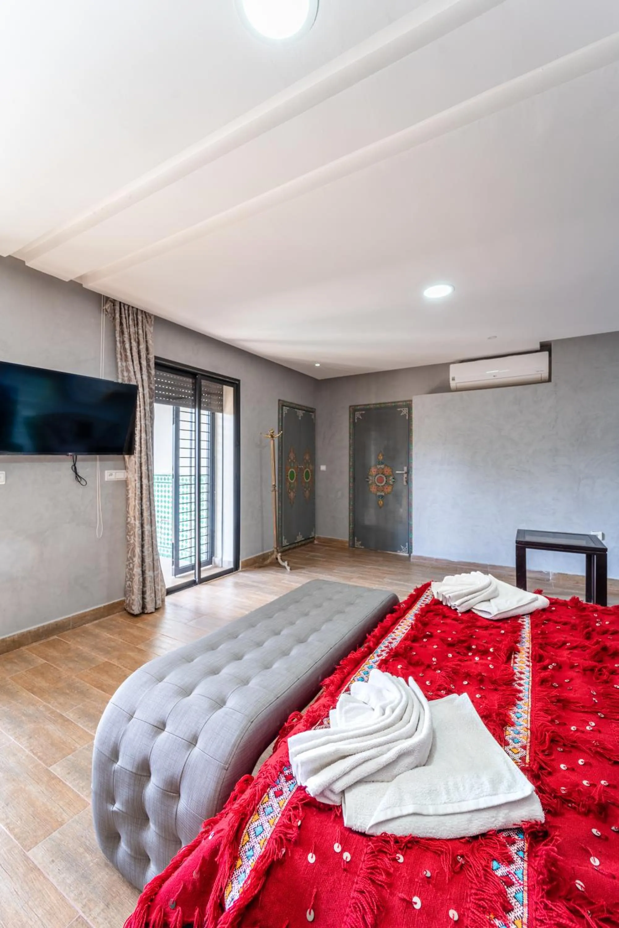 TV and multimedia, Bed in Riad Les Nuits De Fès