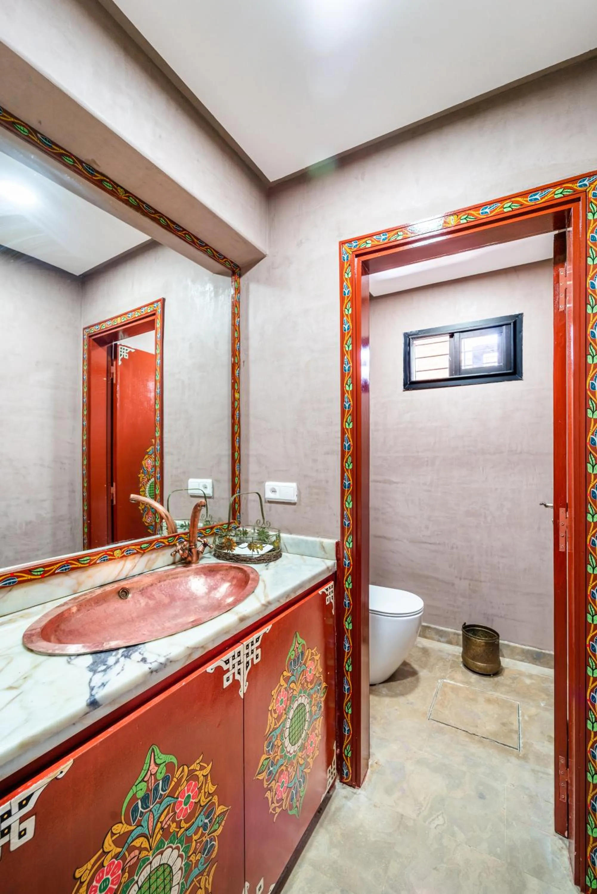 Toilet in Riad Les Nuits De Fès