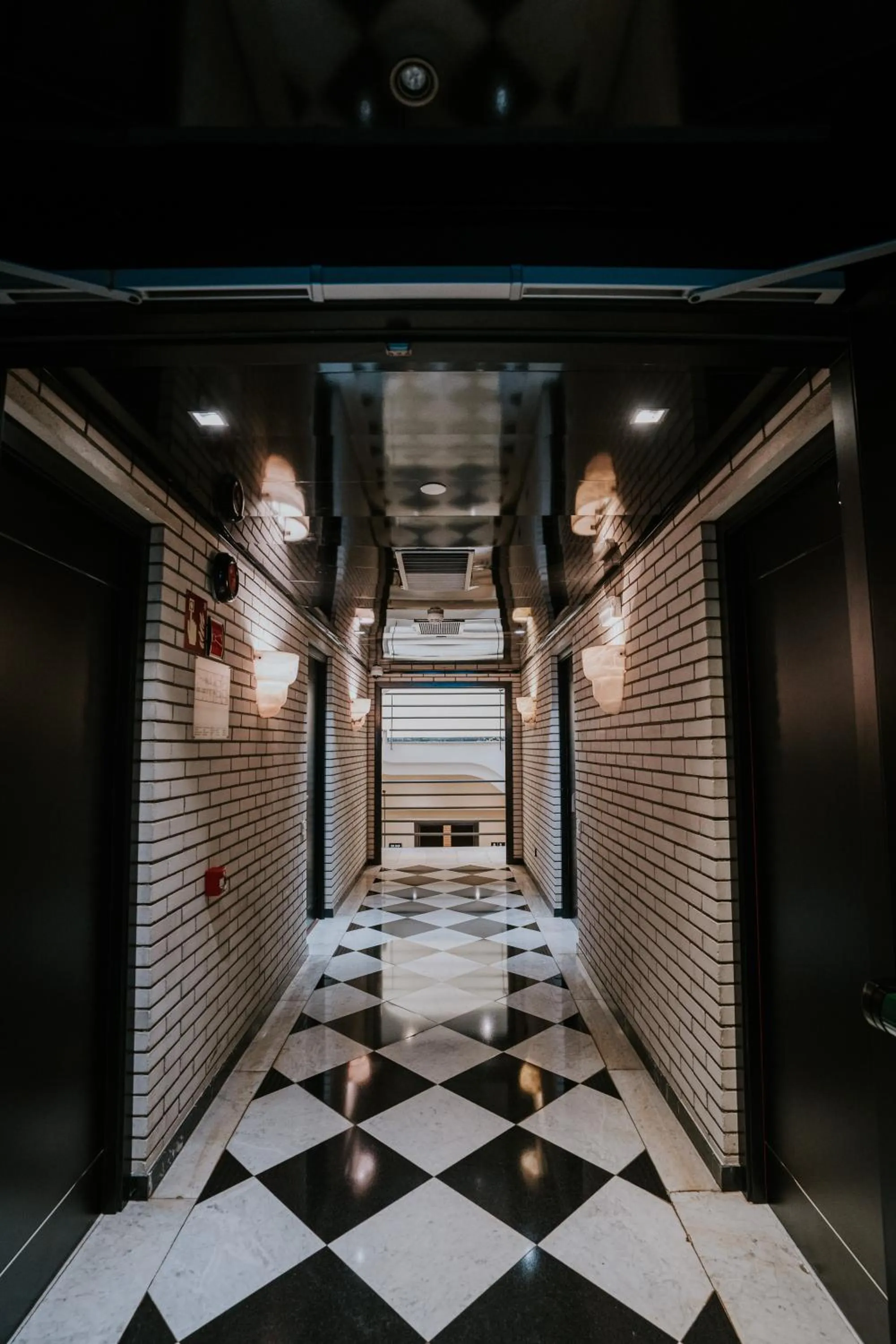 Lobby or reception in Hotel Gran Derby Suites, a Small Luxury Hotel of the World