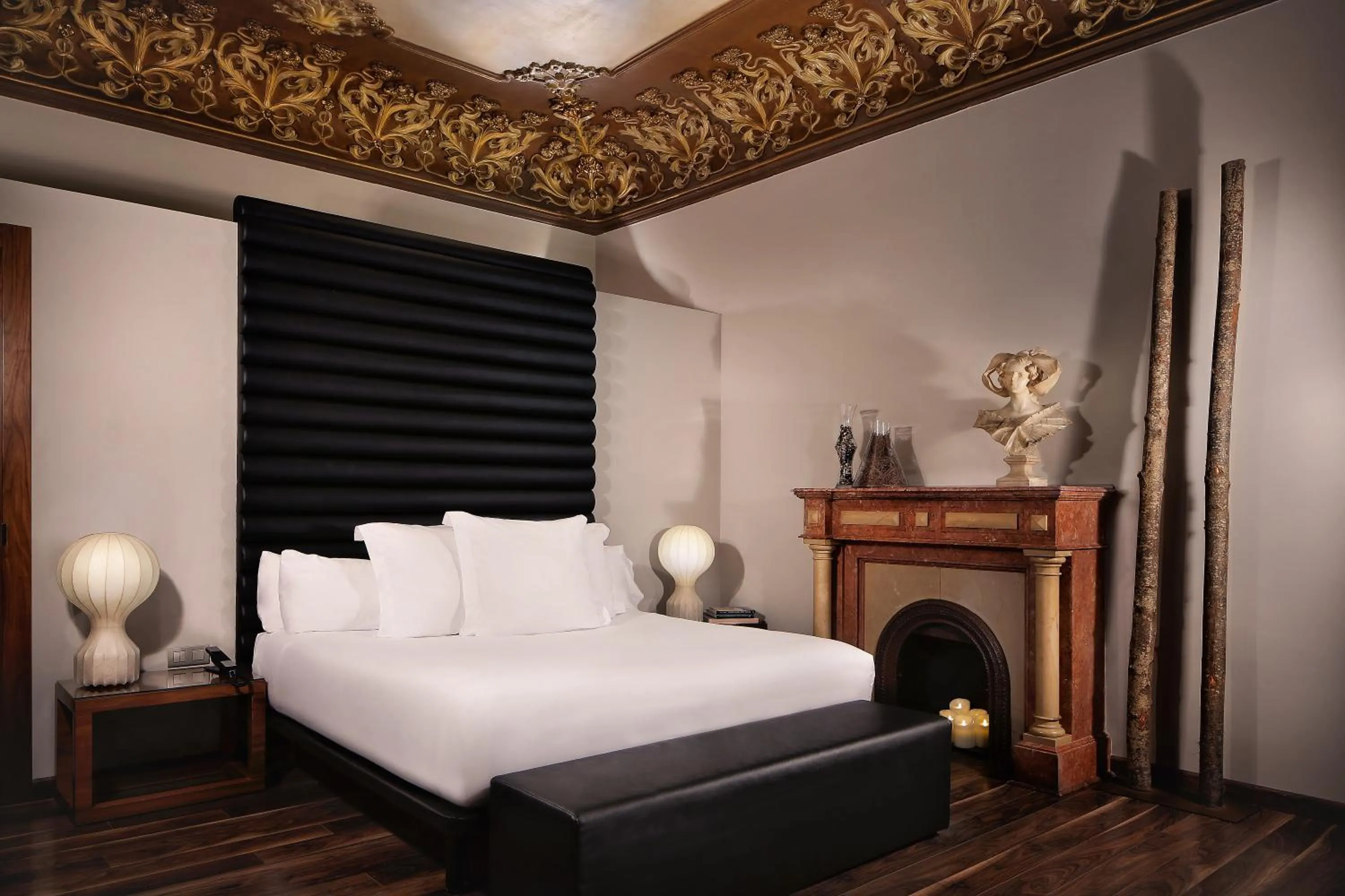 Bed in Hotel Balmes, a member of Preferred Hotels & Resorts