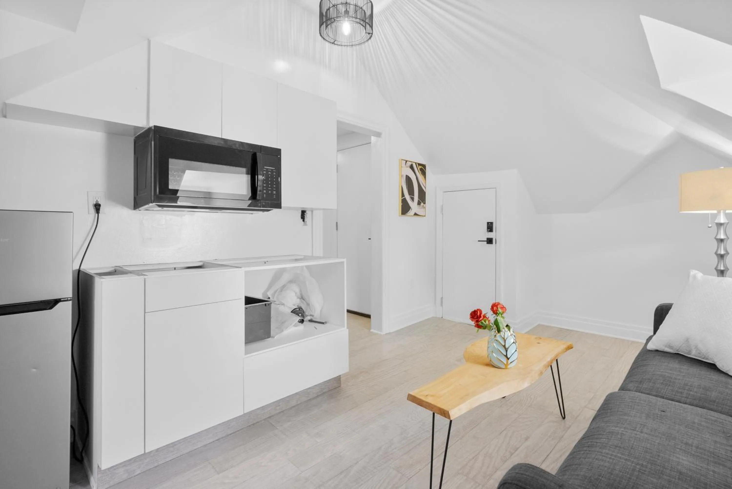 Kitchen or kitchenette in Upscale Luxury Suites Minutes From Center City