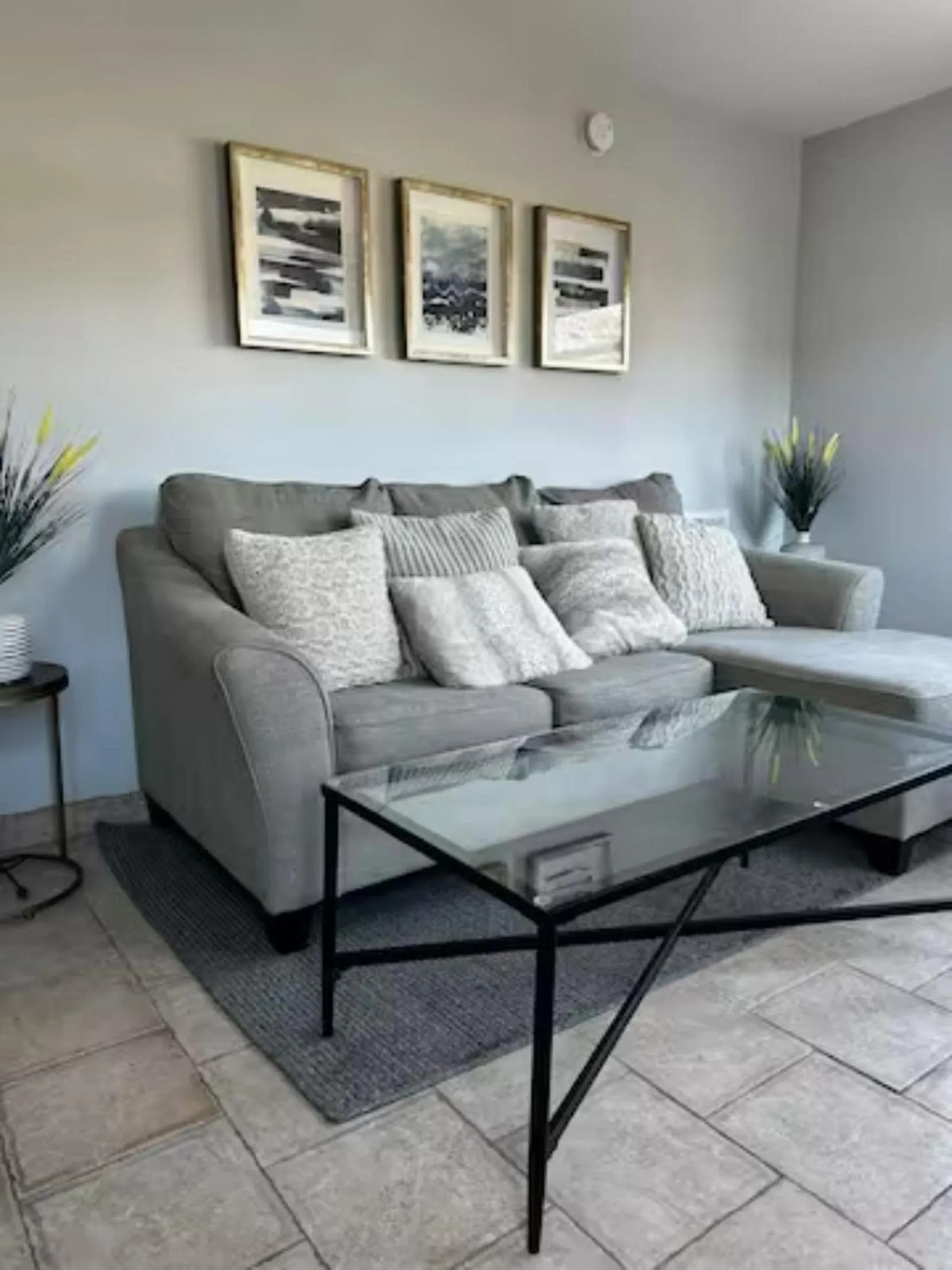 Living room in Urban Oasis Ed Sheeran Vibes 15 Mins Away