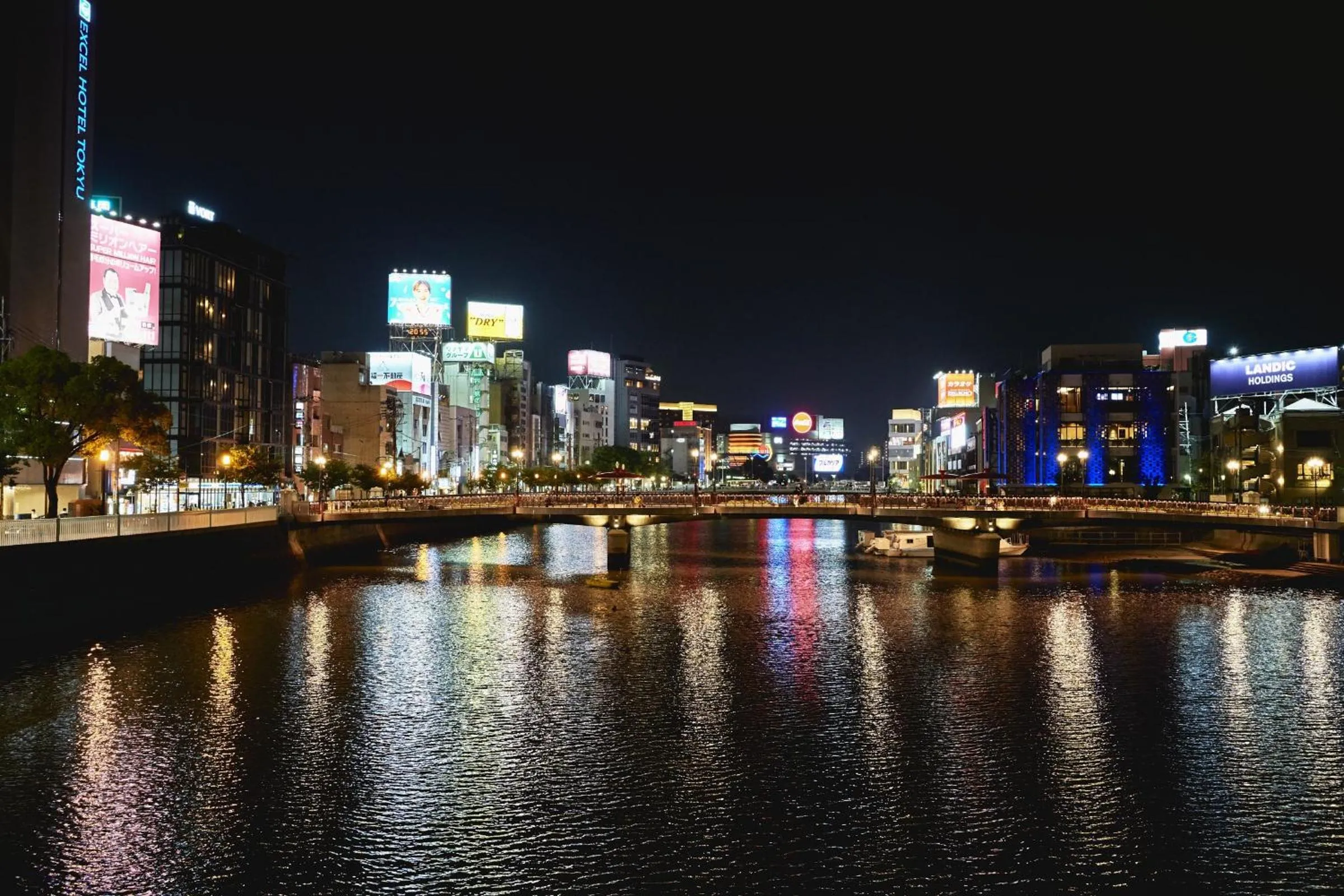 Nearby landmark in THE HOTELS HAKATA Harushige SHINKAN