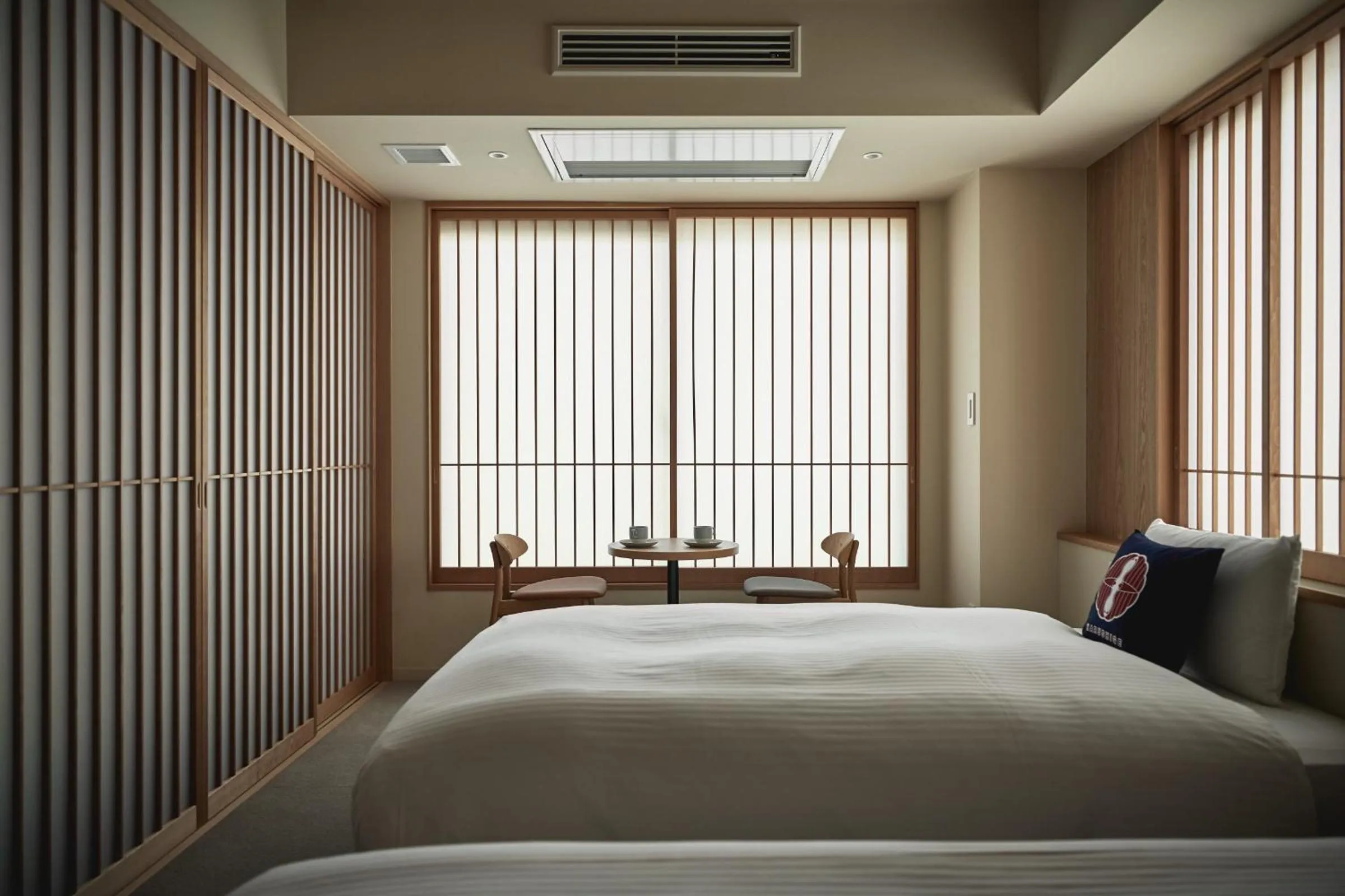 Photo of the whole room in THE HOTELS HAKATA Harushige SHINKAN
