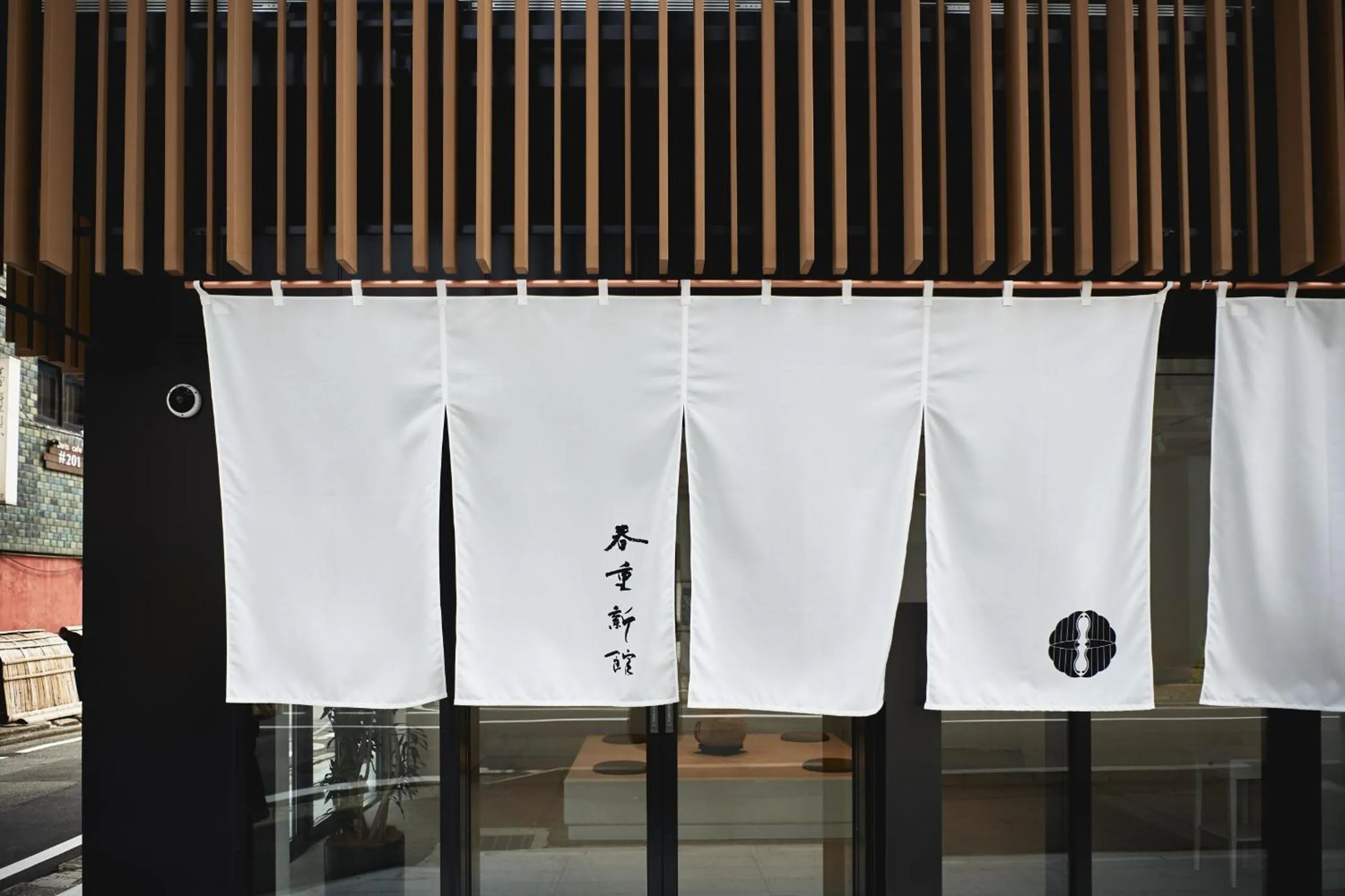 Facade/entrance in THE HOTELS HAKATA Harushige SHINKAN