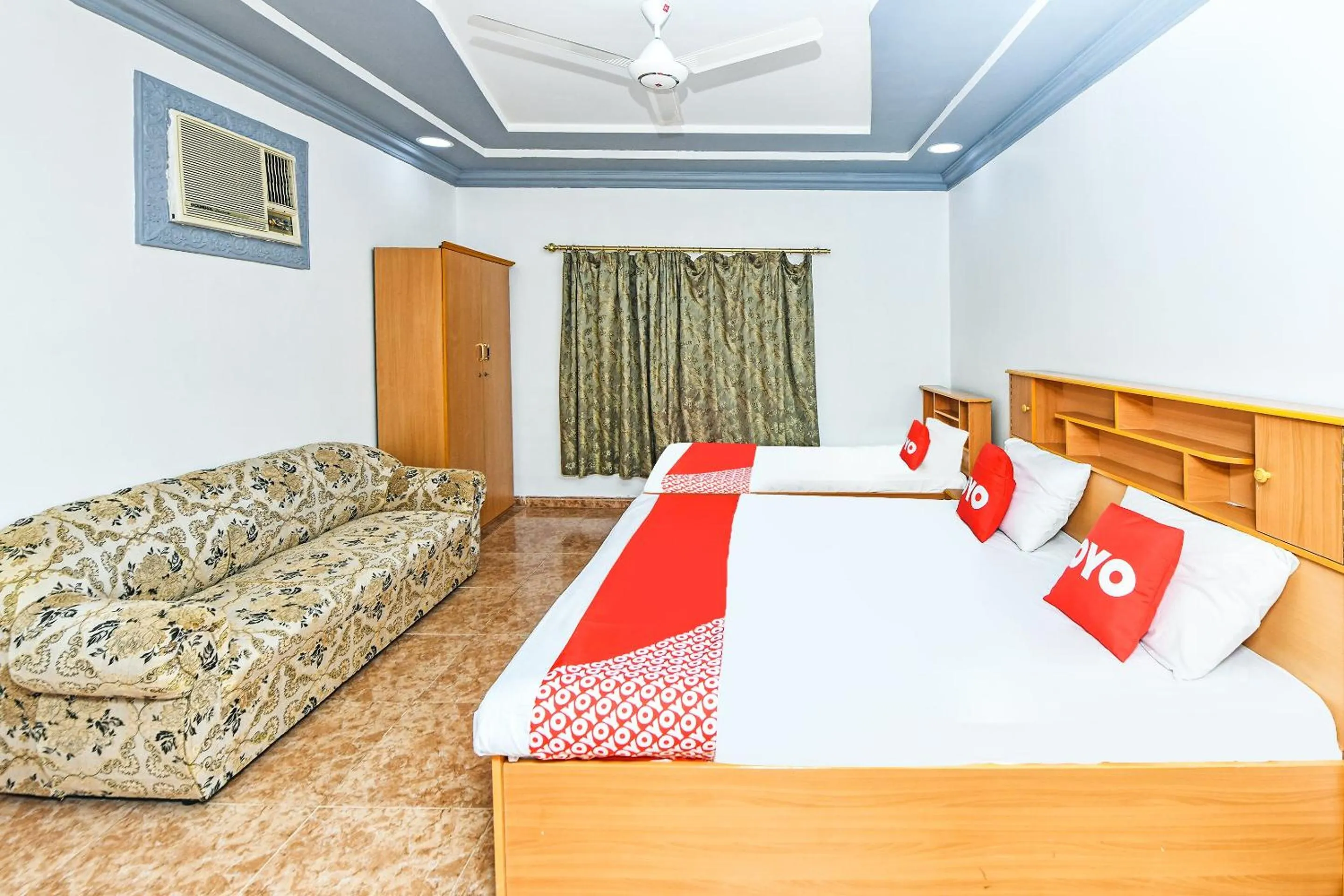 Bedroom, Bed in OYO 138 Gulf Sand Motel