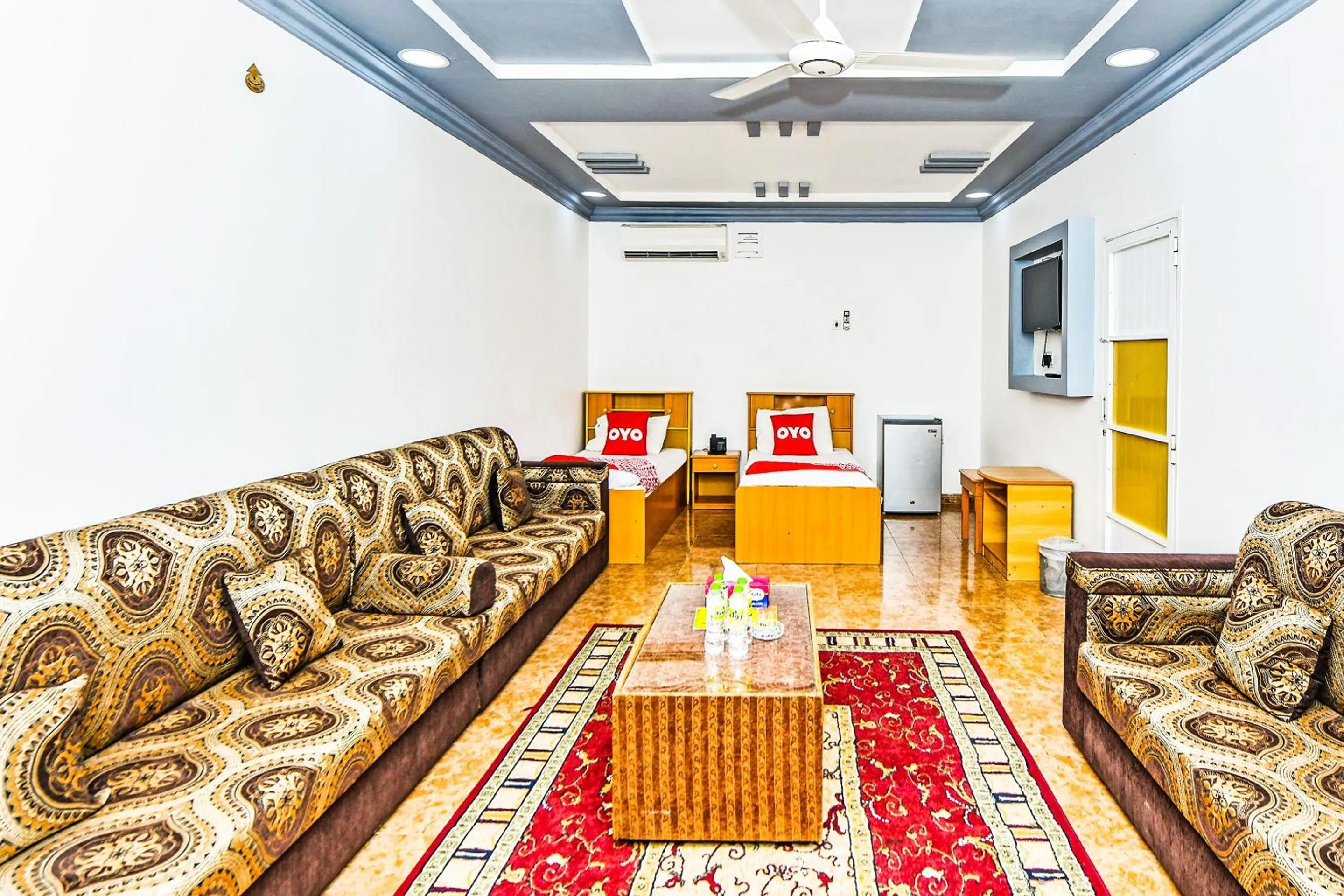 Bedroom in OYO 138 Gulf Sand Motel