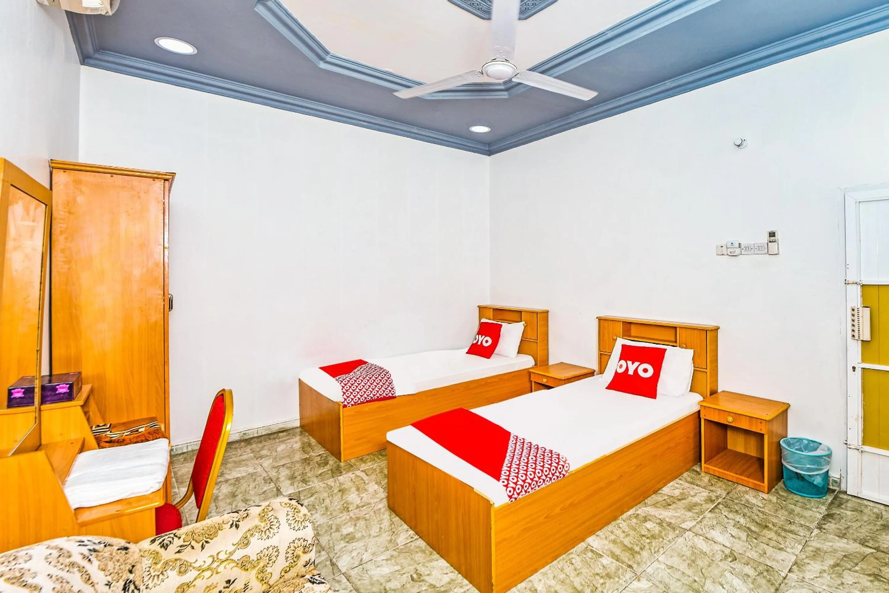 Bedroom, Bed in OYO 138 Gulf Sand Motel