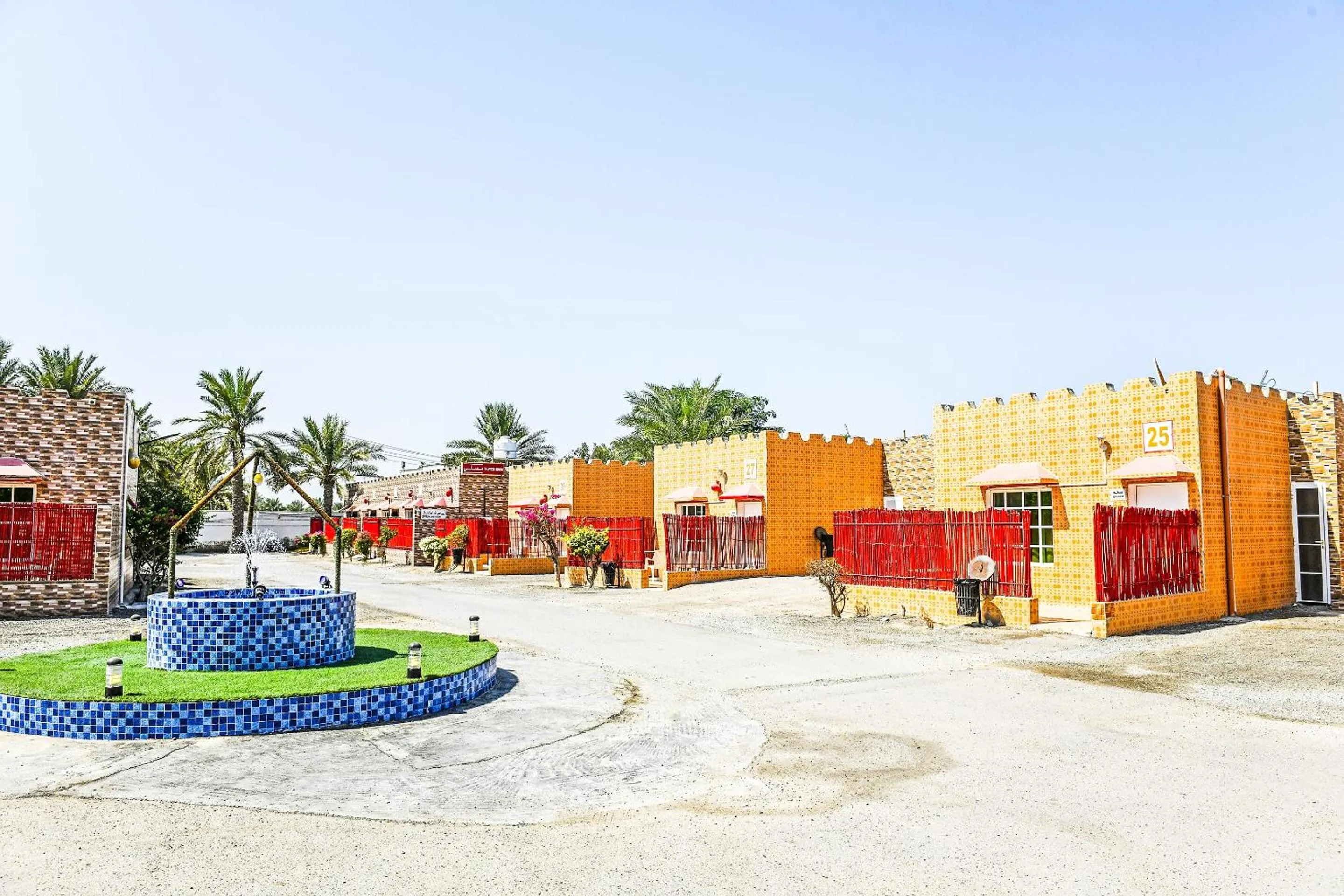 Facade/entrance in OYO 138 Gulf Sand Motel