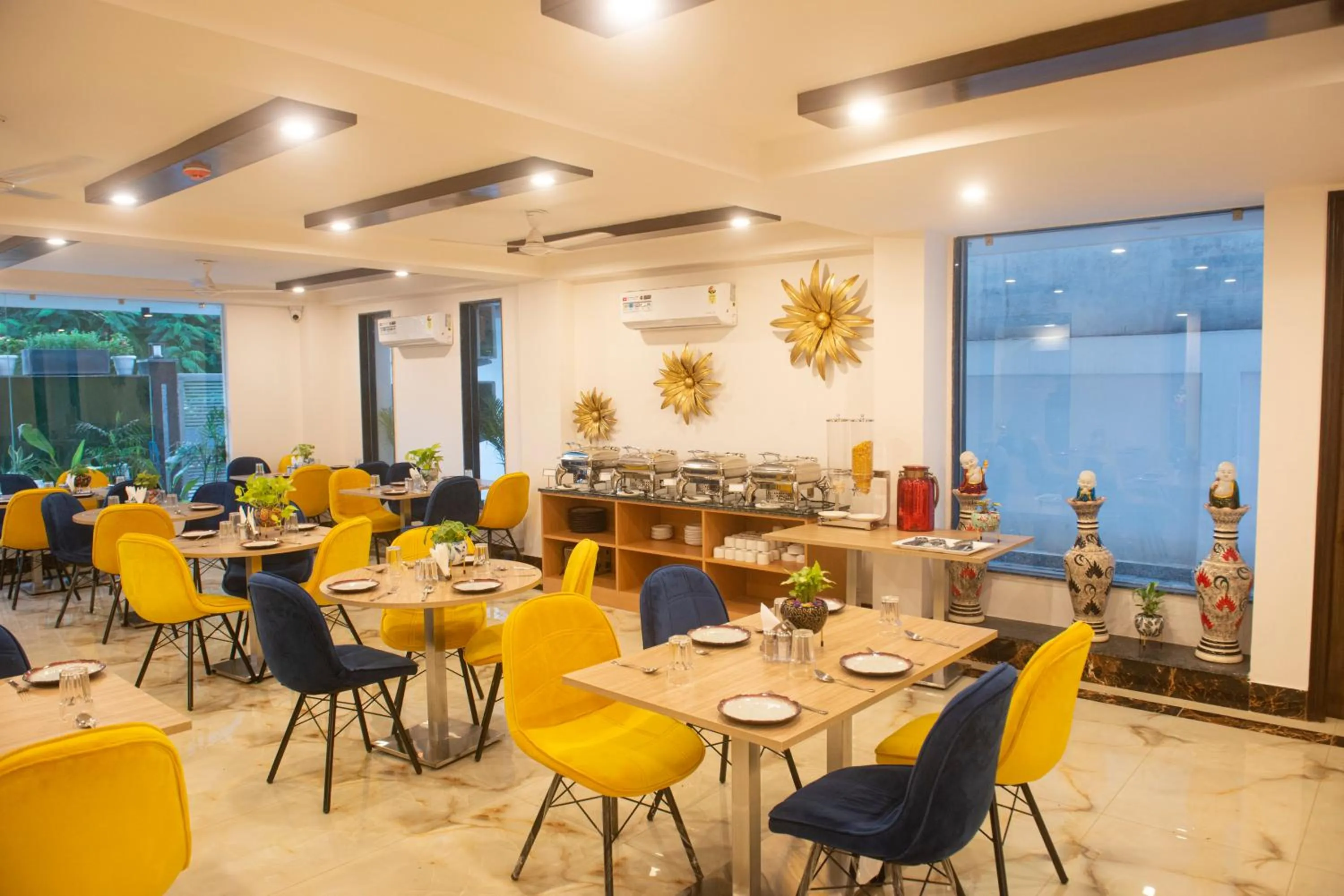Restaurant/places to eat in Posh Residency Artemis Hospital Road Gurgaon