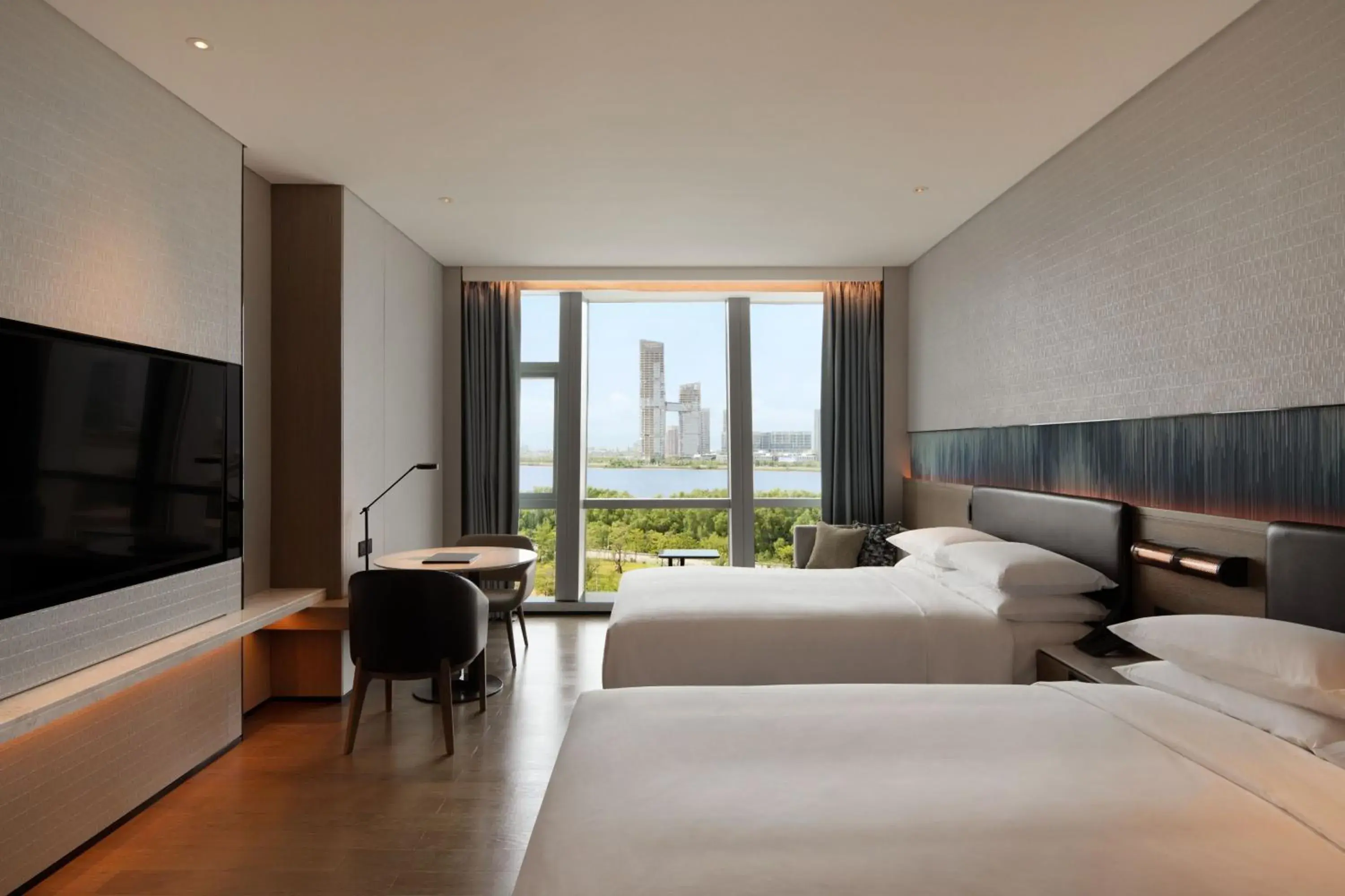 Executive Double Room with Two Double Beds and Lounge Access in Guangzhou Marriott Hotel Nansha Executive Double Room with Two Double Beds and Lounge Access in Guangzhou Marriott Hotel Nansha