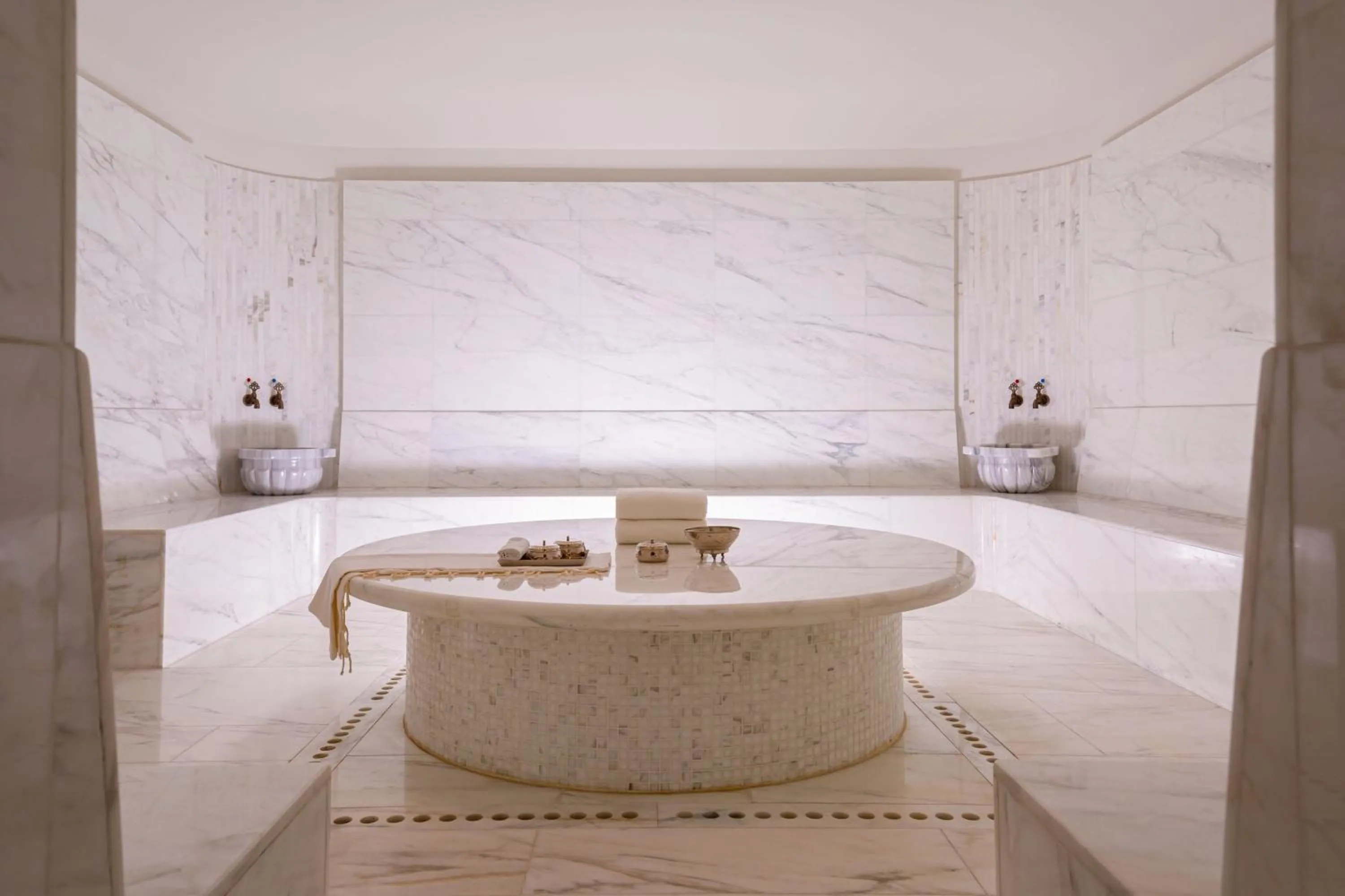 Spa and wellness centre/facilities in The Ritz-Carlton, Baku