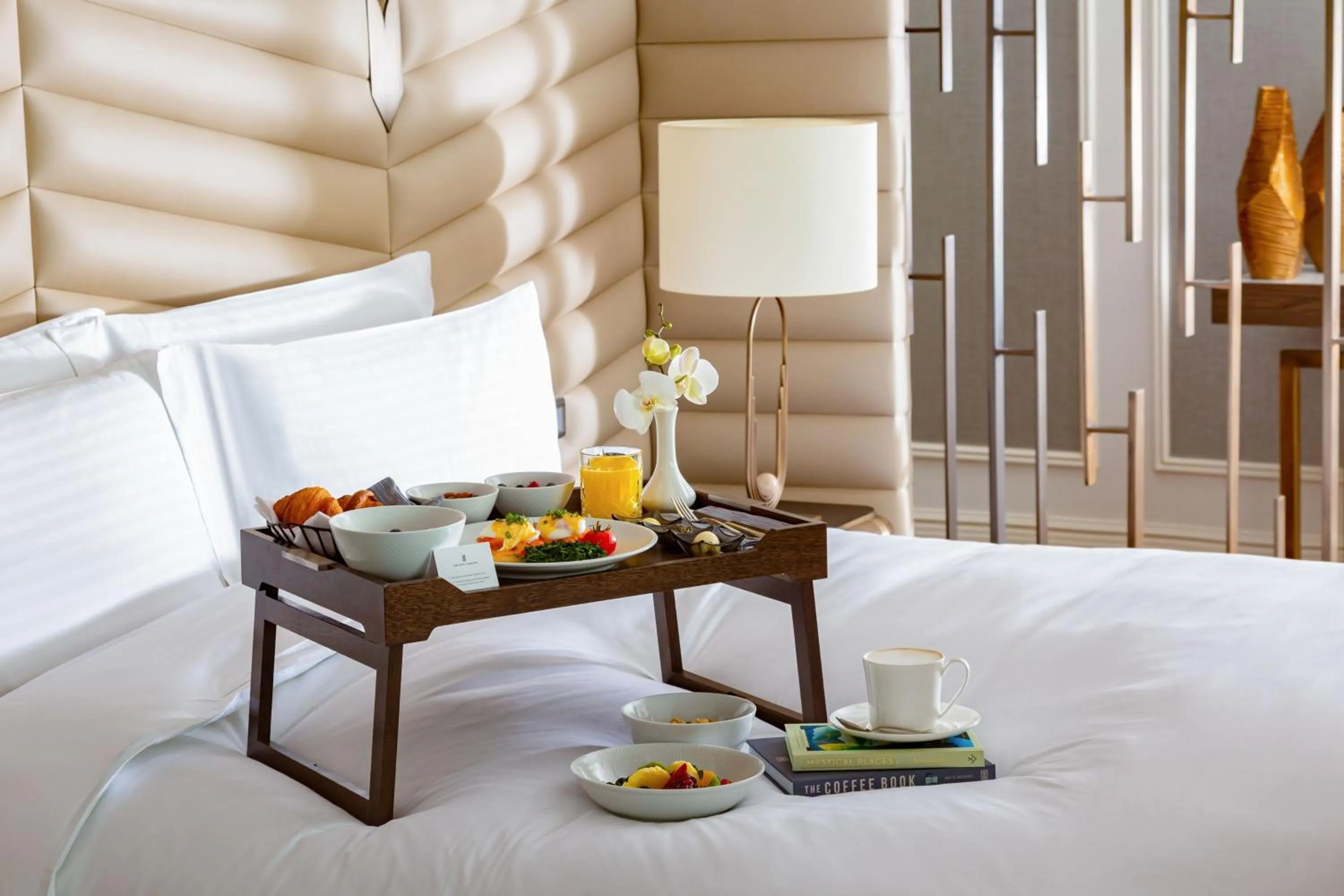 Breakfast, Bed in The Ritz-Carlton, Baku