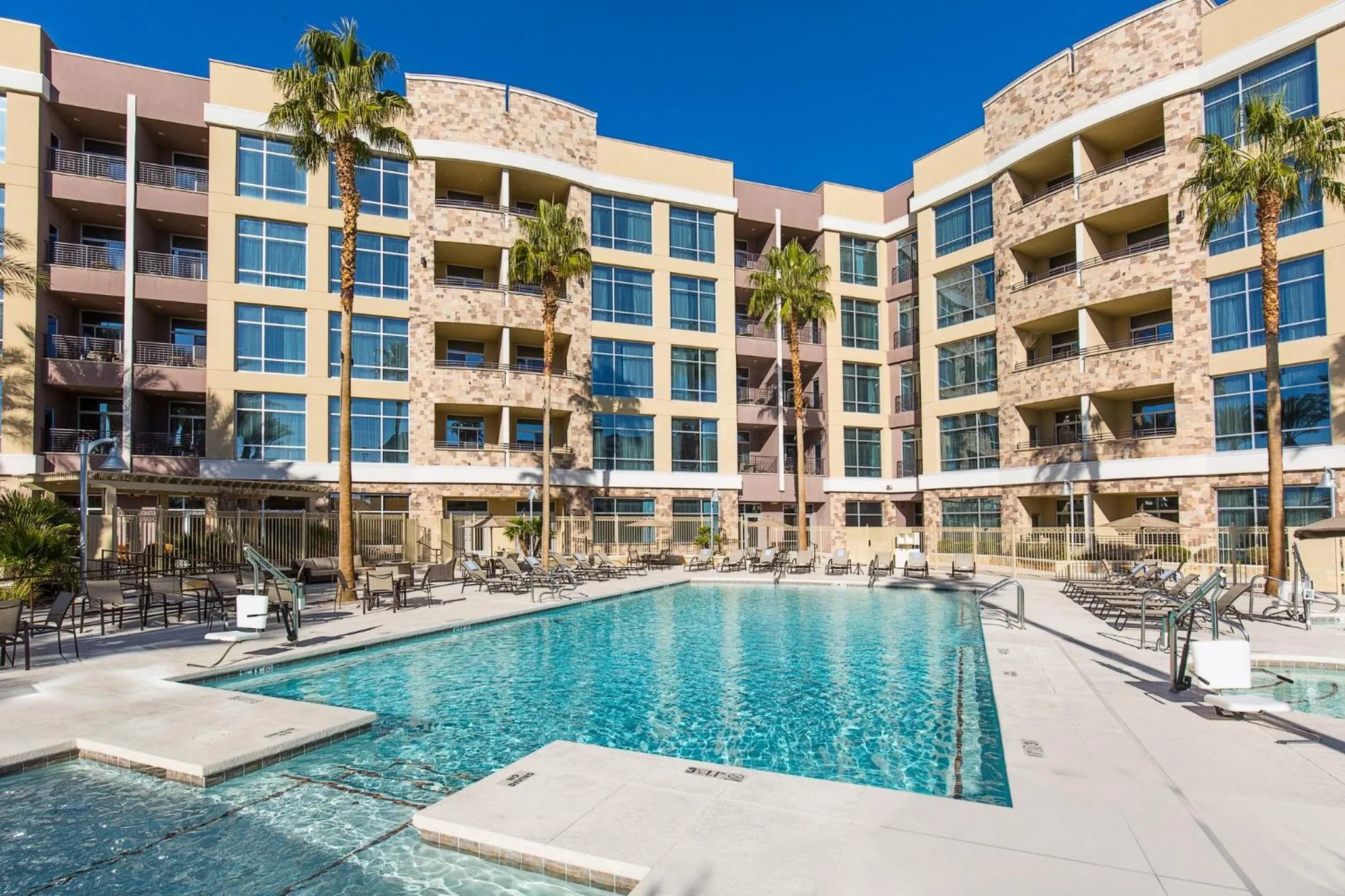 Swimming pool in Staybridge Suites Las Vegas - Stadium District
