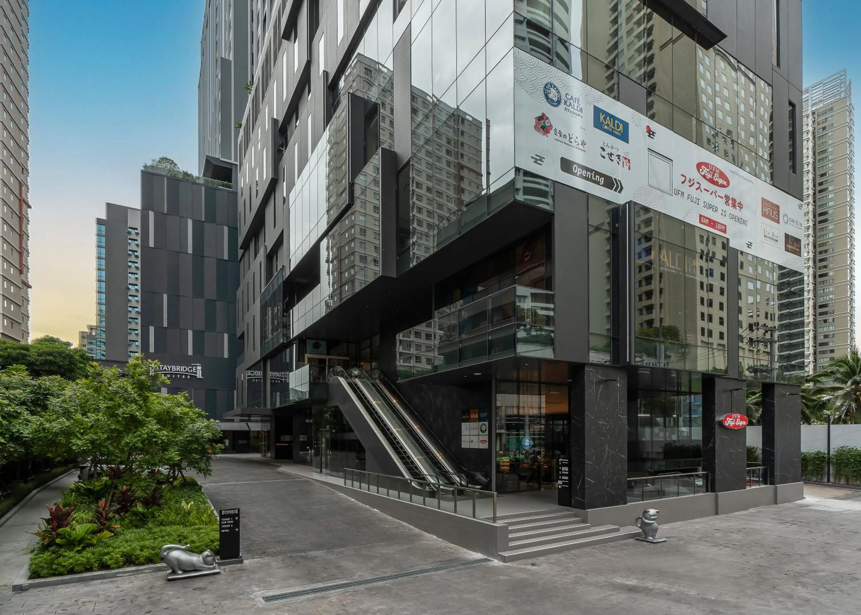 Property building in Staybridge Suites Bangkok Sukhumvit by IHG