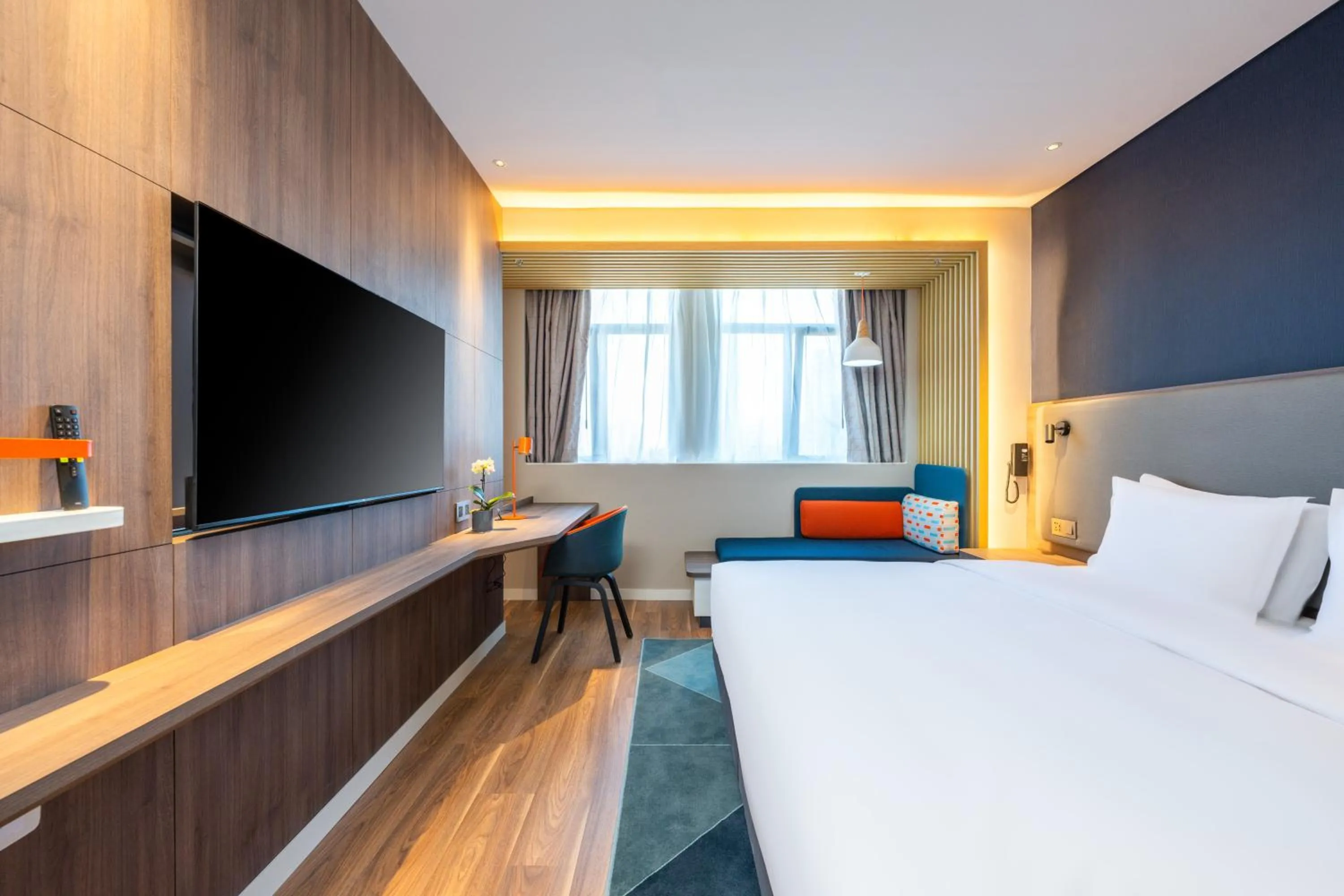 Bedroom, Bed in Holiday Inn Express Xinji City Center by IHG