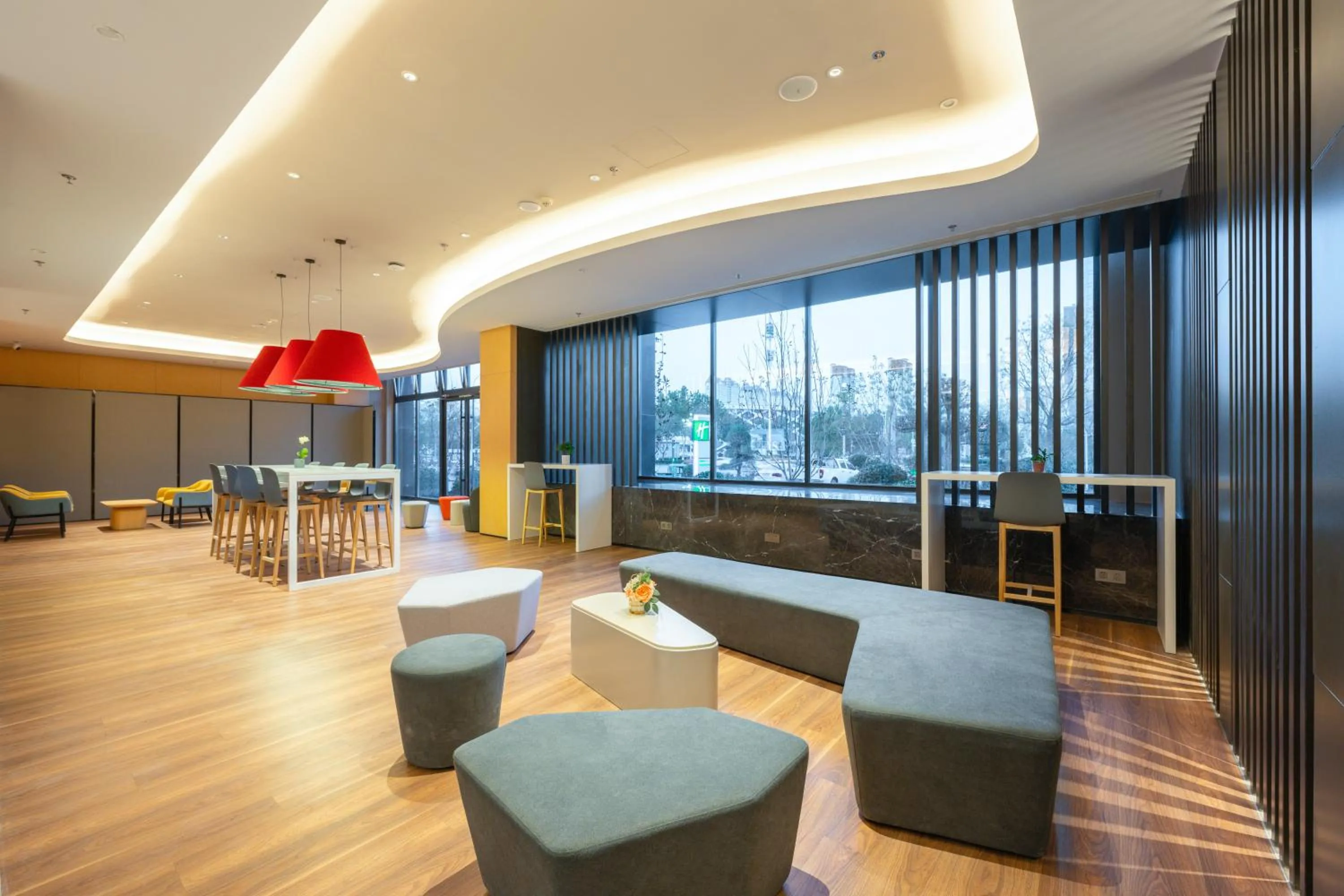 Seating area in Holiday Inn Express Xinji City Center by IHG