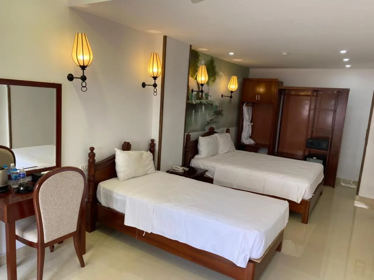 Bedroom, Bed in Ancient Lane Hotel