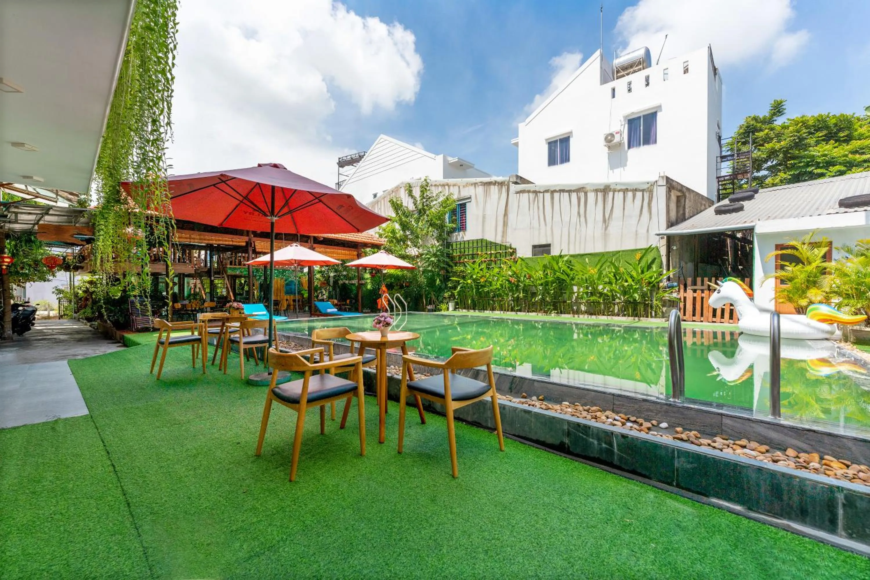 Property building in Alley Garden Homestay Hoi An