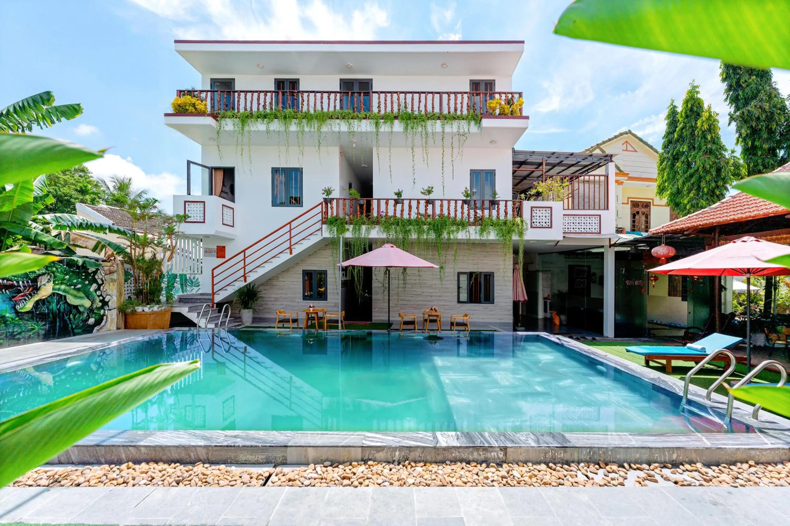 Property building in Alley Garden Homestay Hoi An