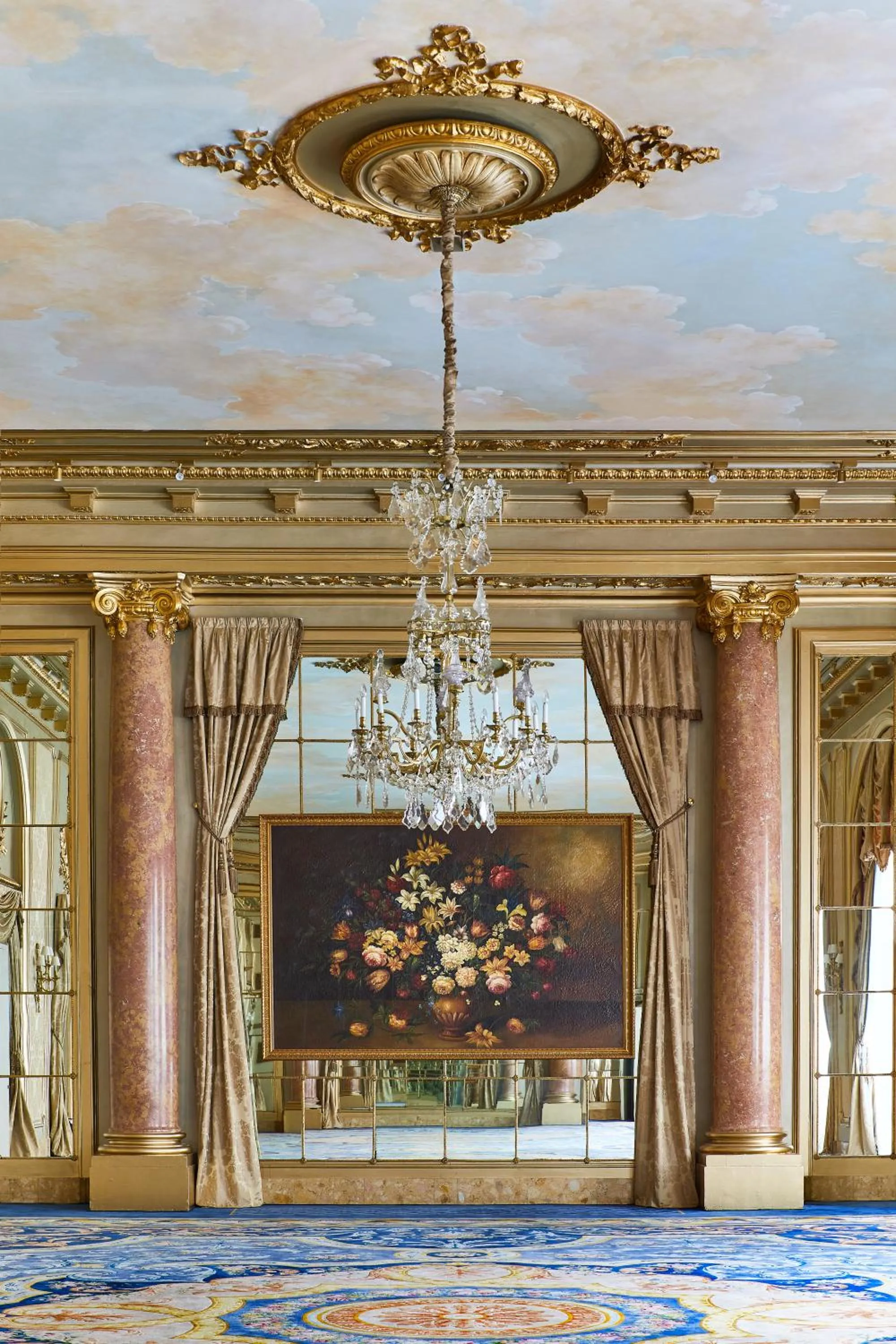 Decorative detail in Hotel El Palace Barcelona