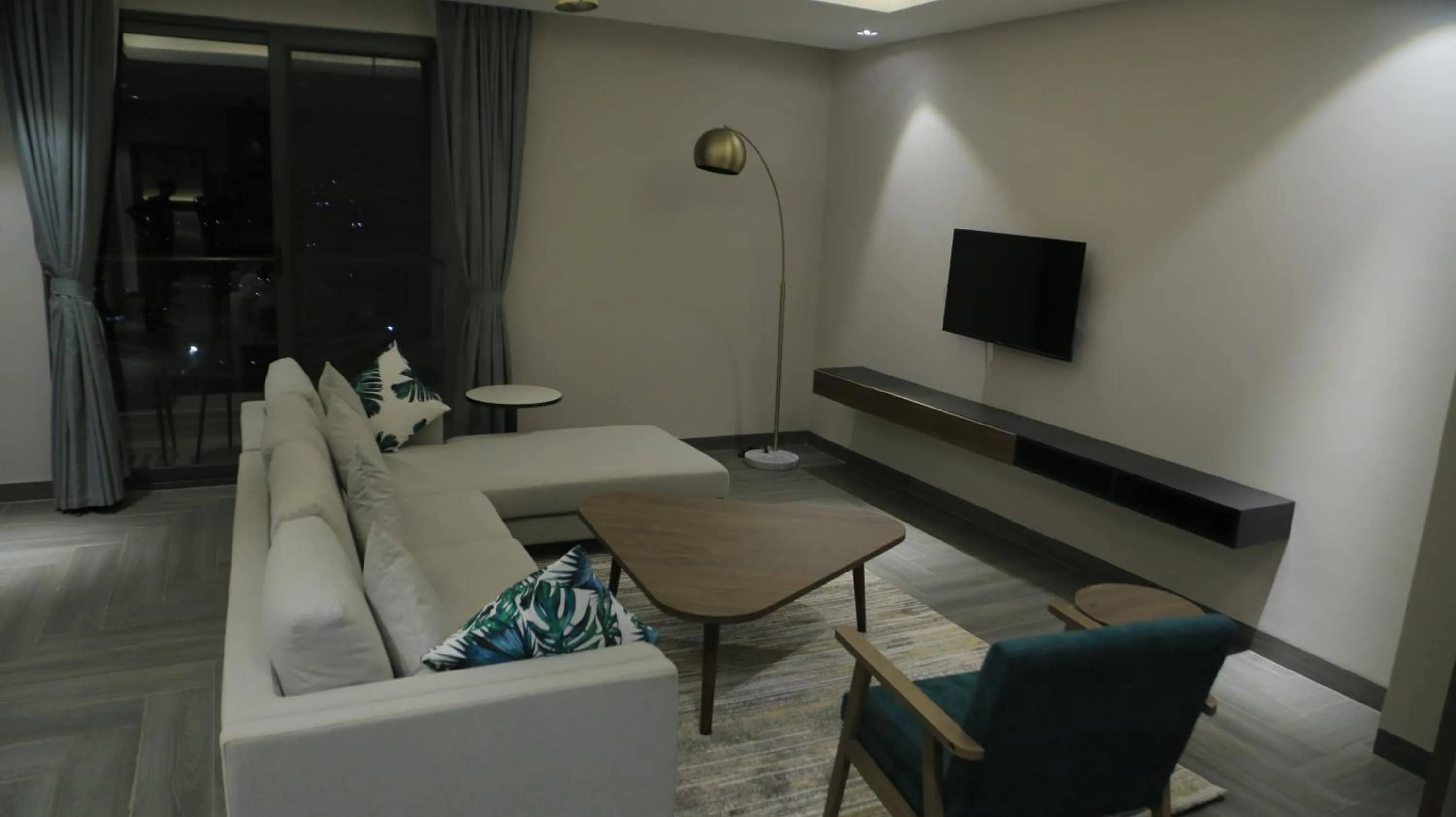 Zara Garden Hotel and Apartments