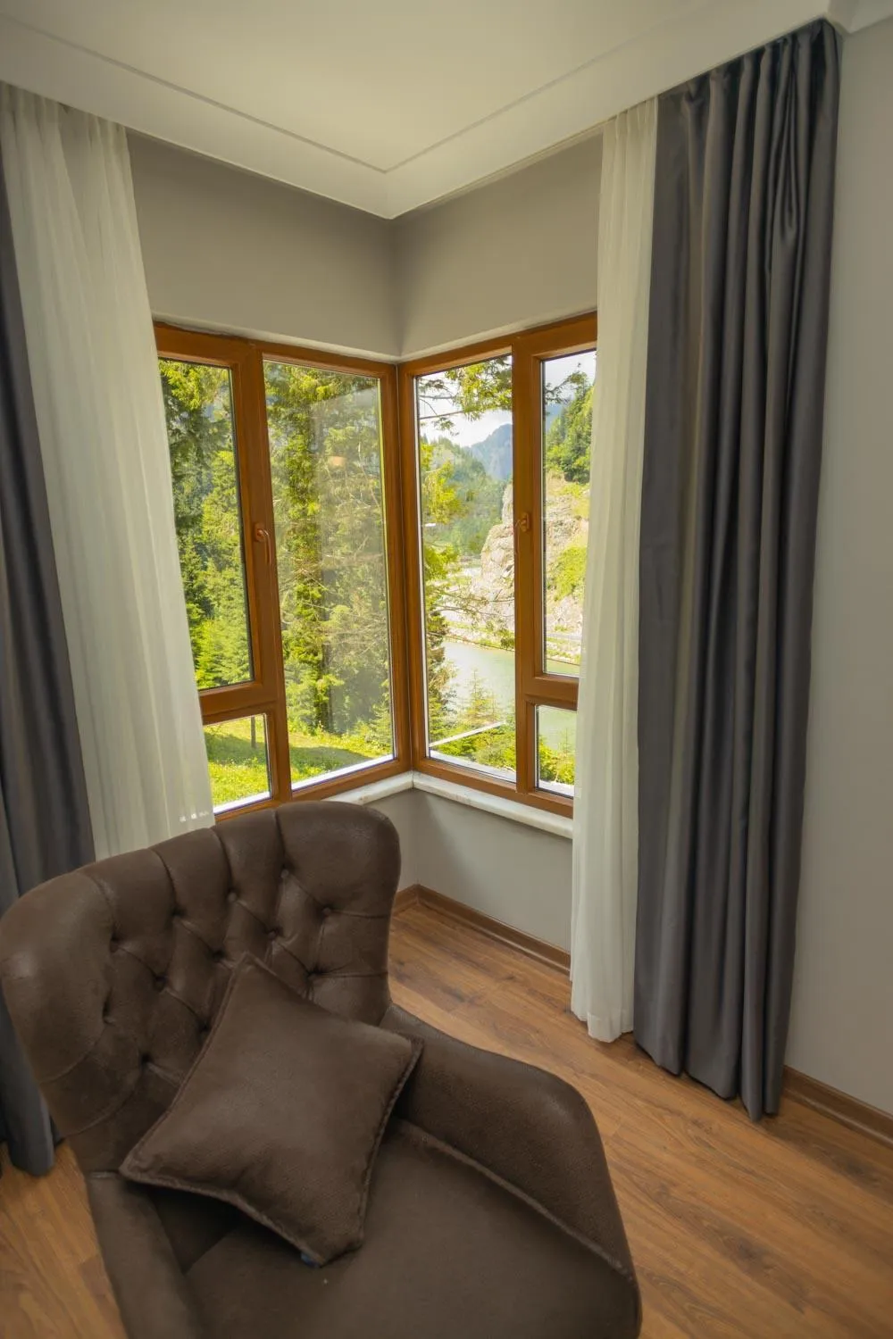 Seating area in PAZARCIK MOUNTAIN HOTEL