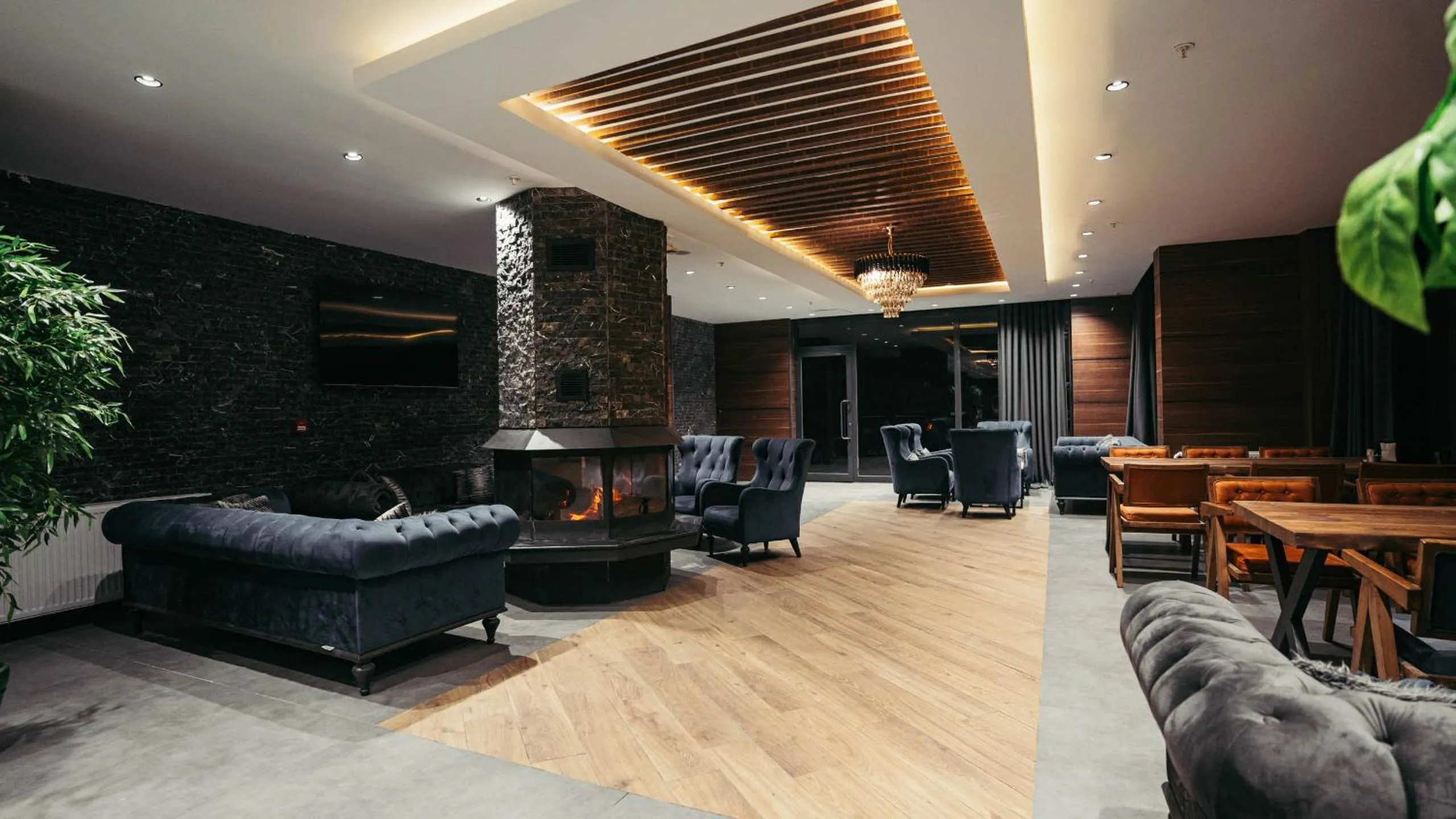 TV and multimedia in PAZARCIK MOUNTAIN HOTEL