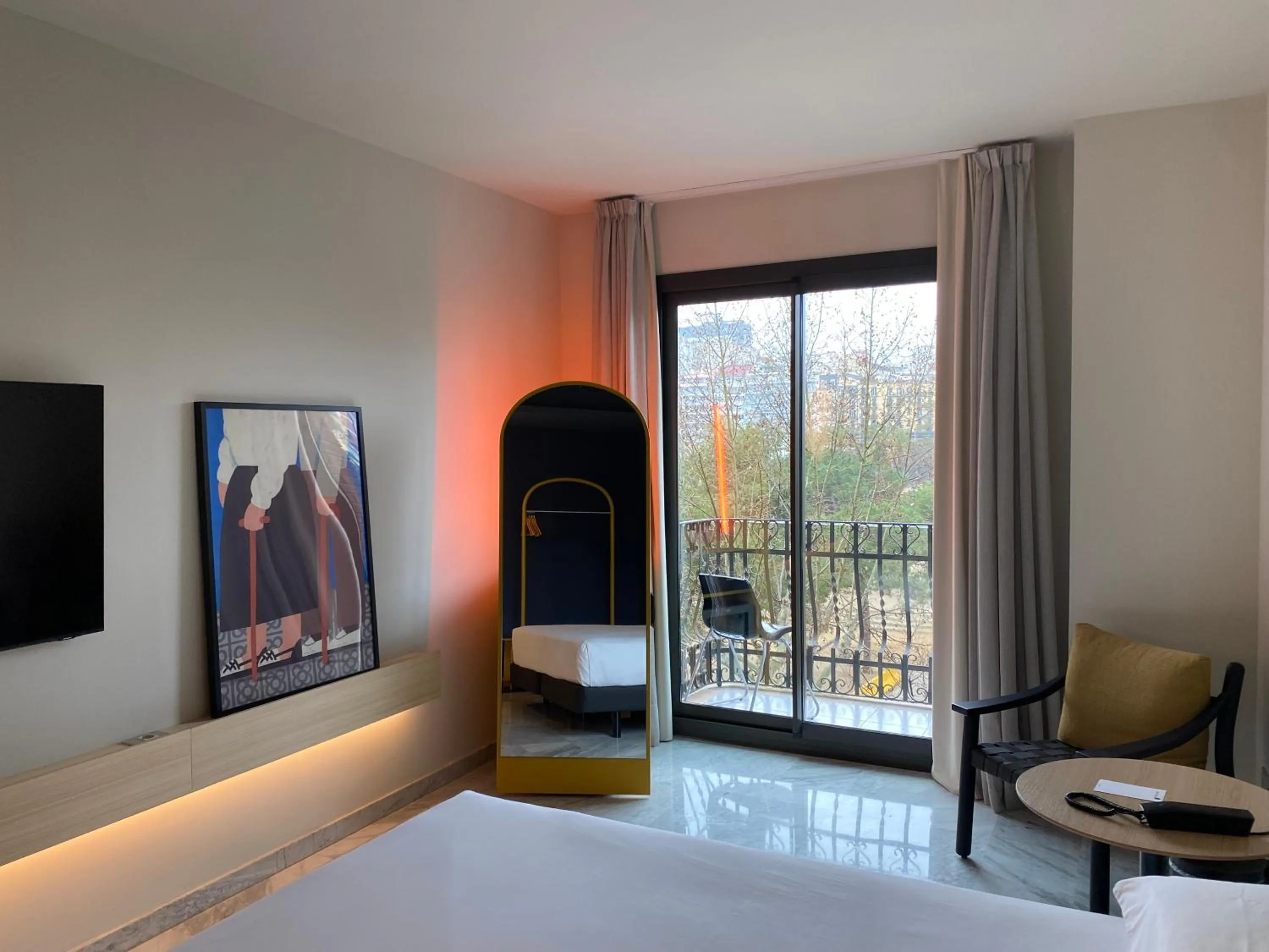 Photo of the whole room, Bed in Onix Fira