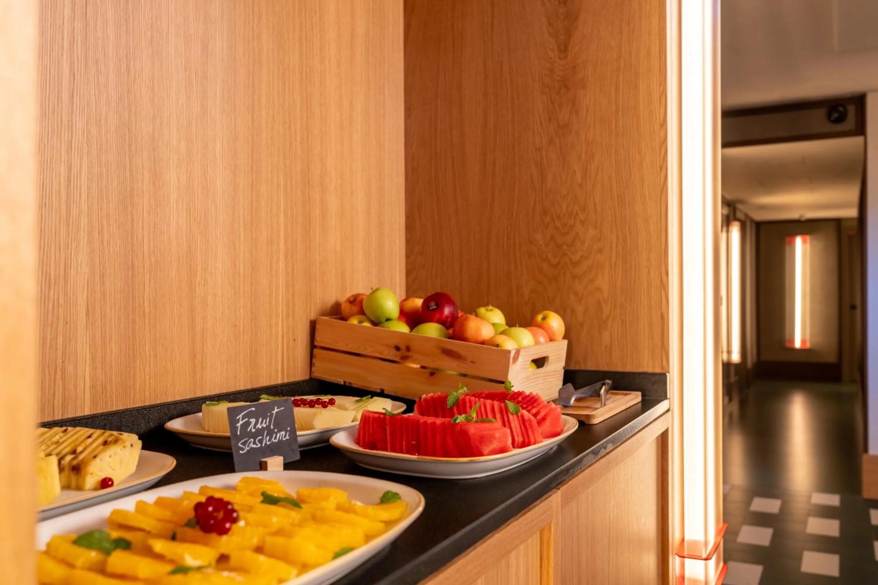 Buffet breakfast in Onix Fira