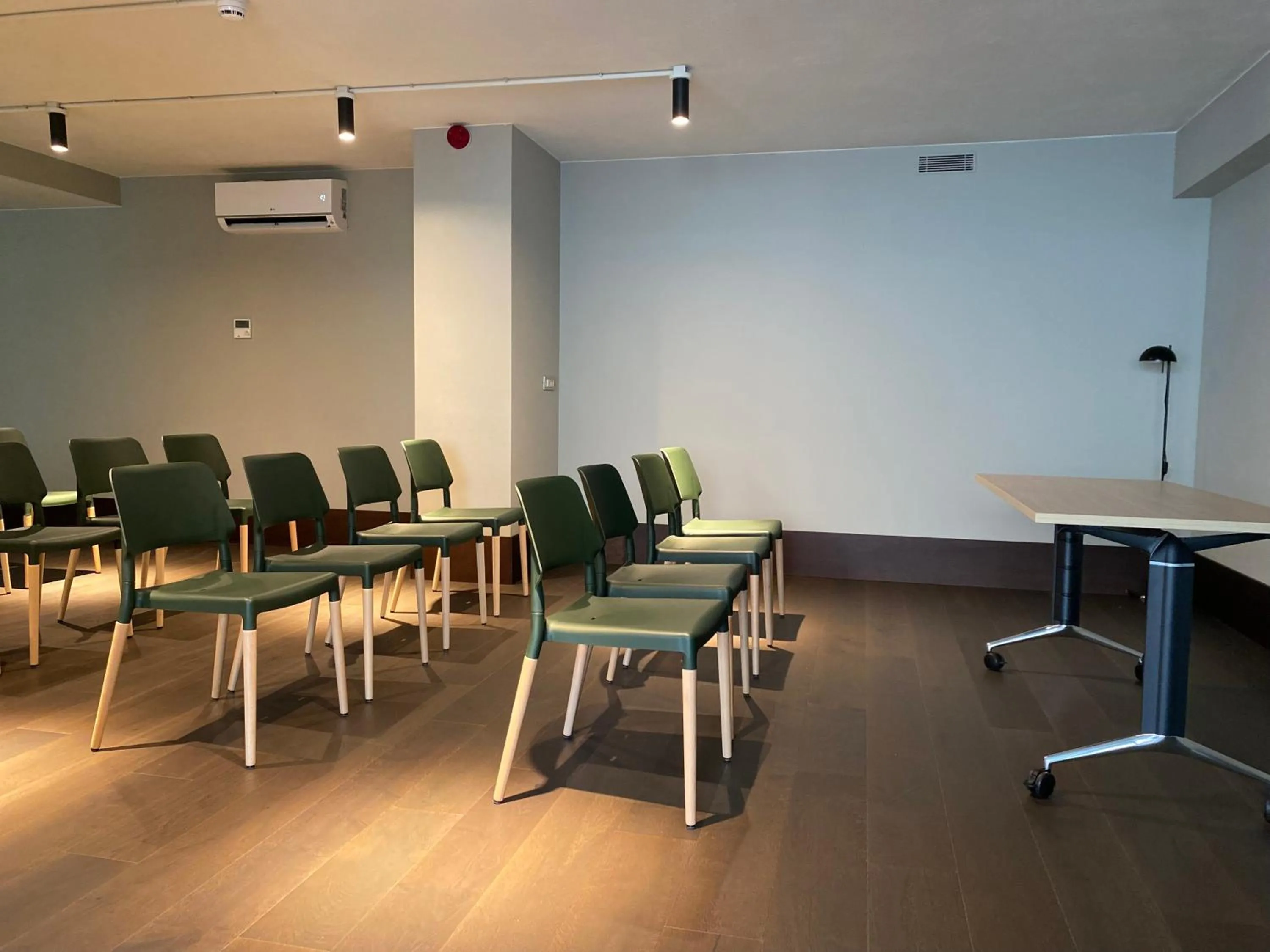 Meeting/conference room in Onix Fira