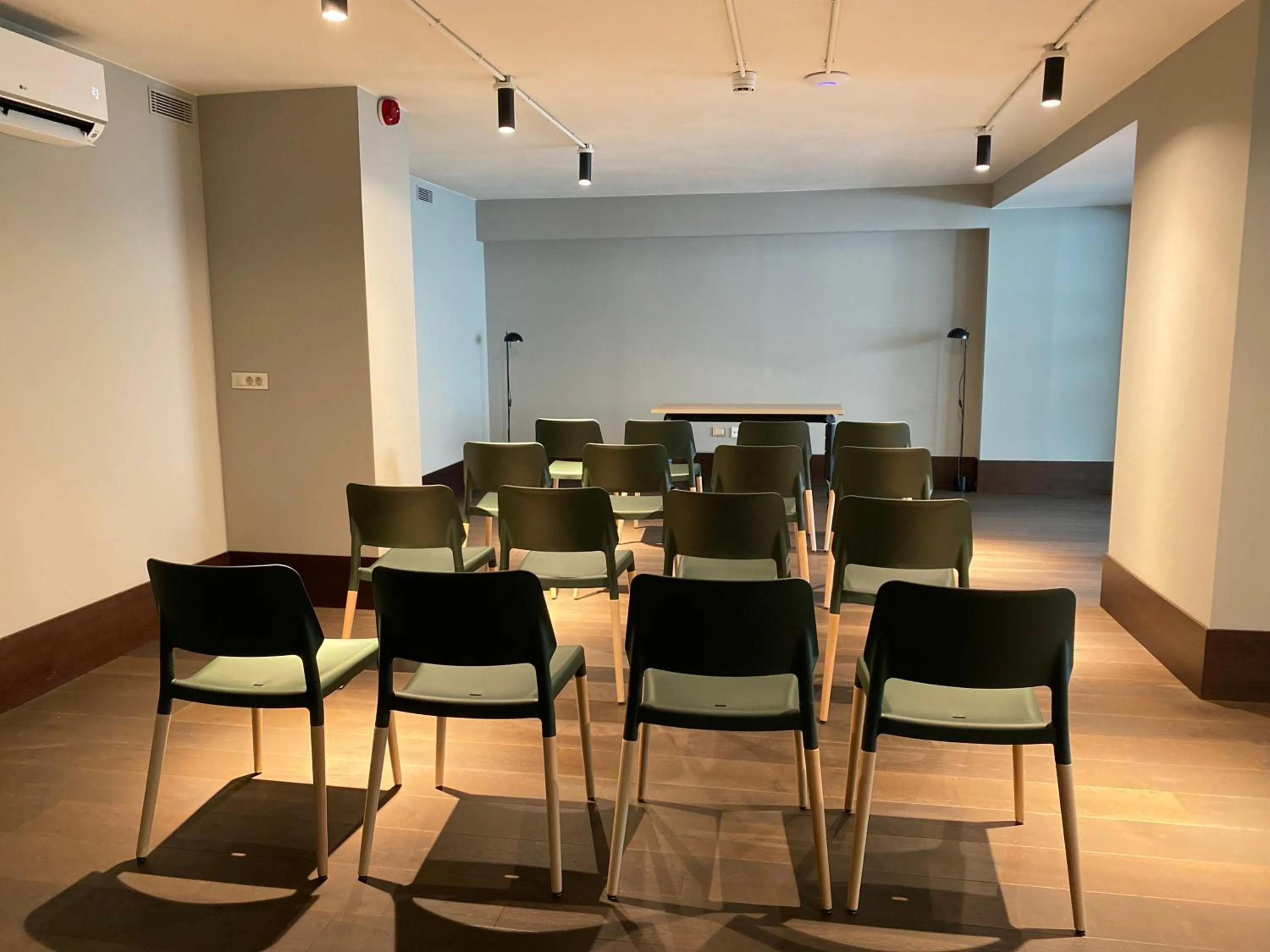 Meeting/conference room in Onix Fira