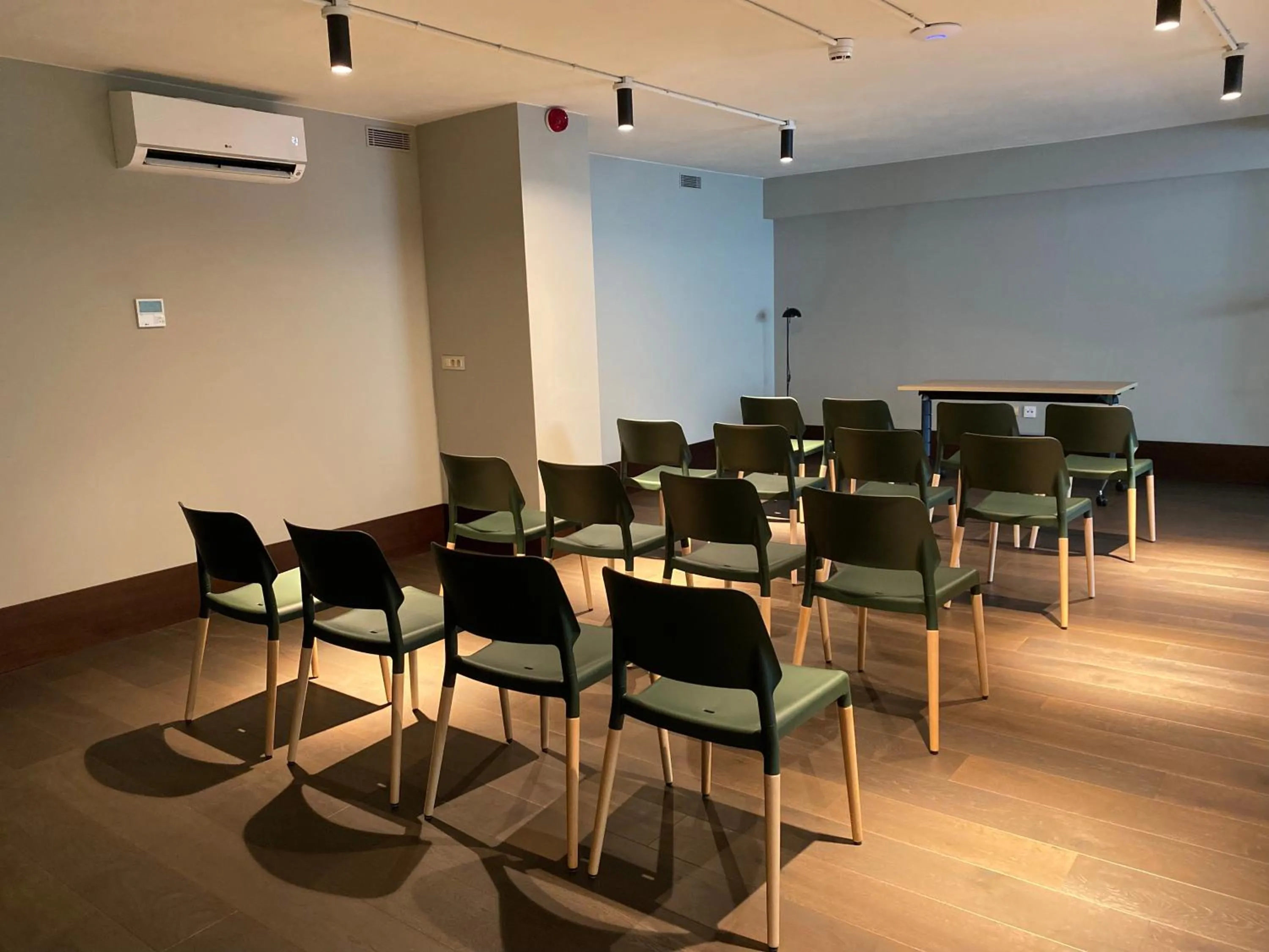 Meeting/conference room in Onix Fira