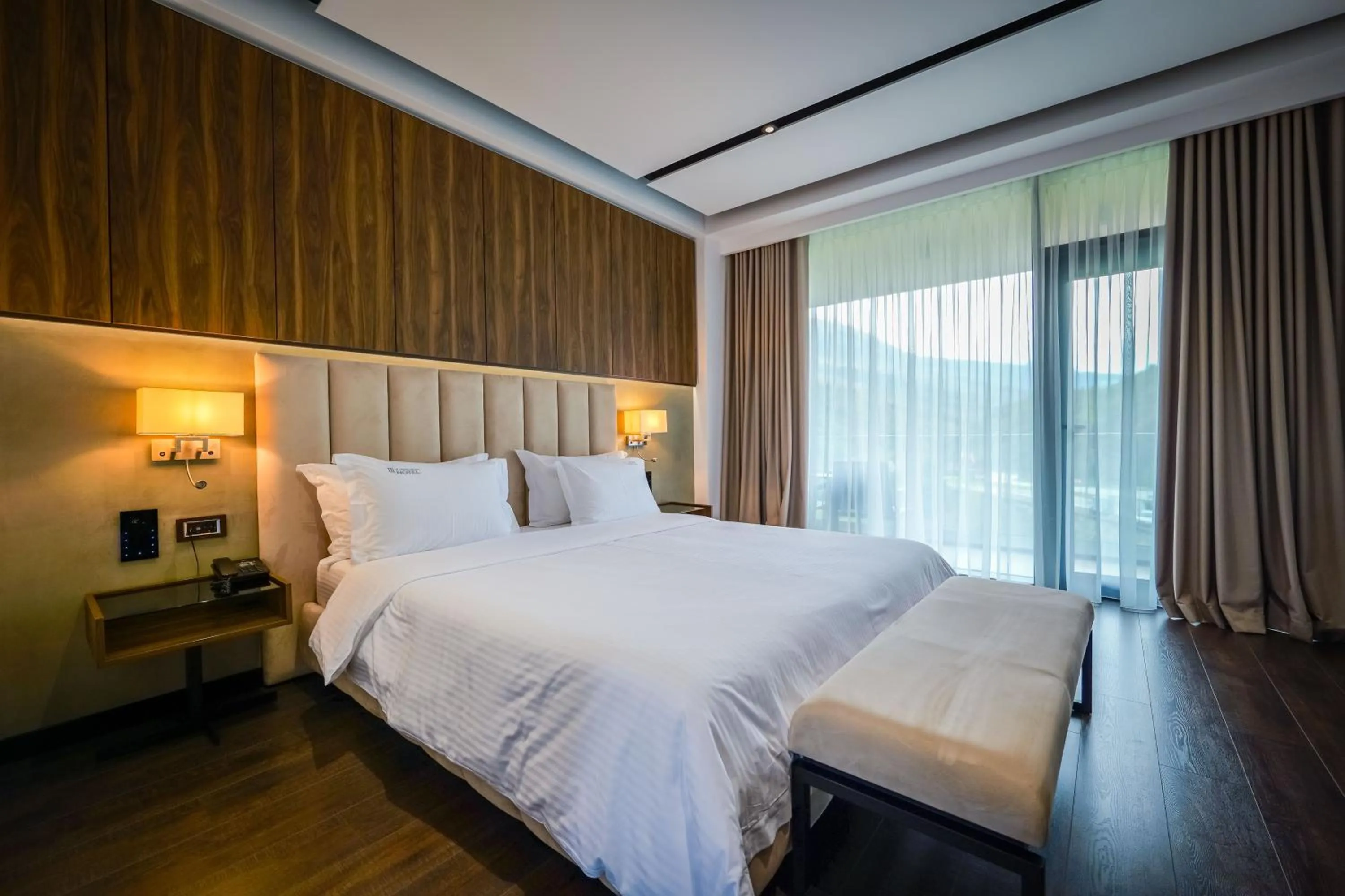 Bed in Hotel Uji Ftohte Tepelene