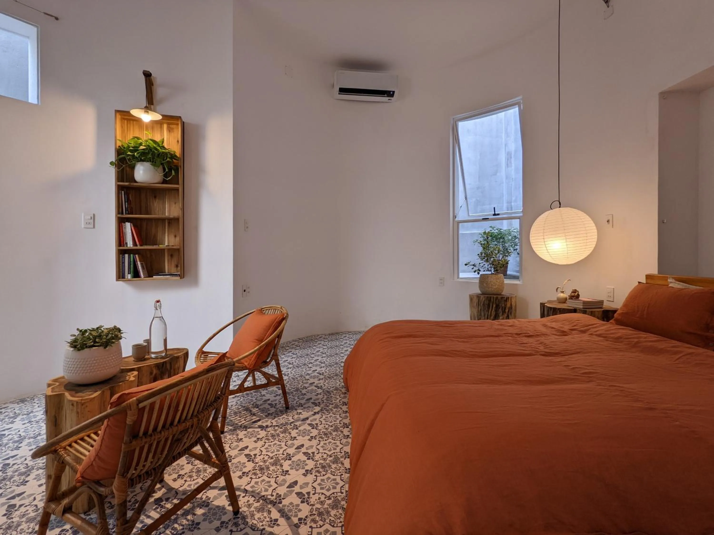 Photo of the whole room in Metta Homestay Hue