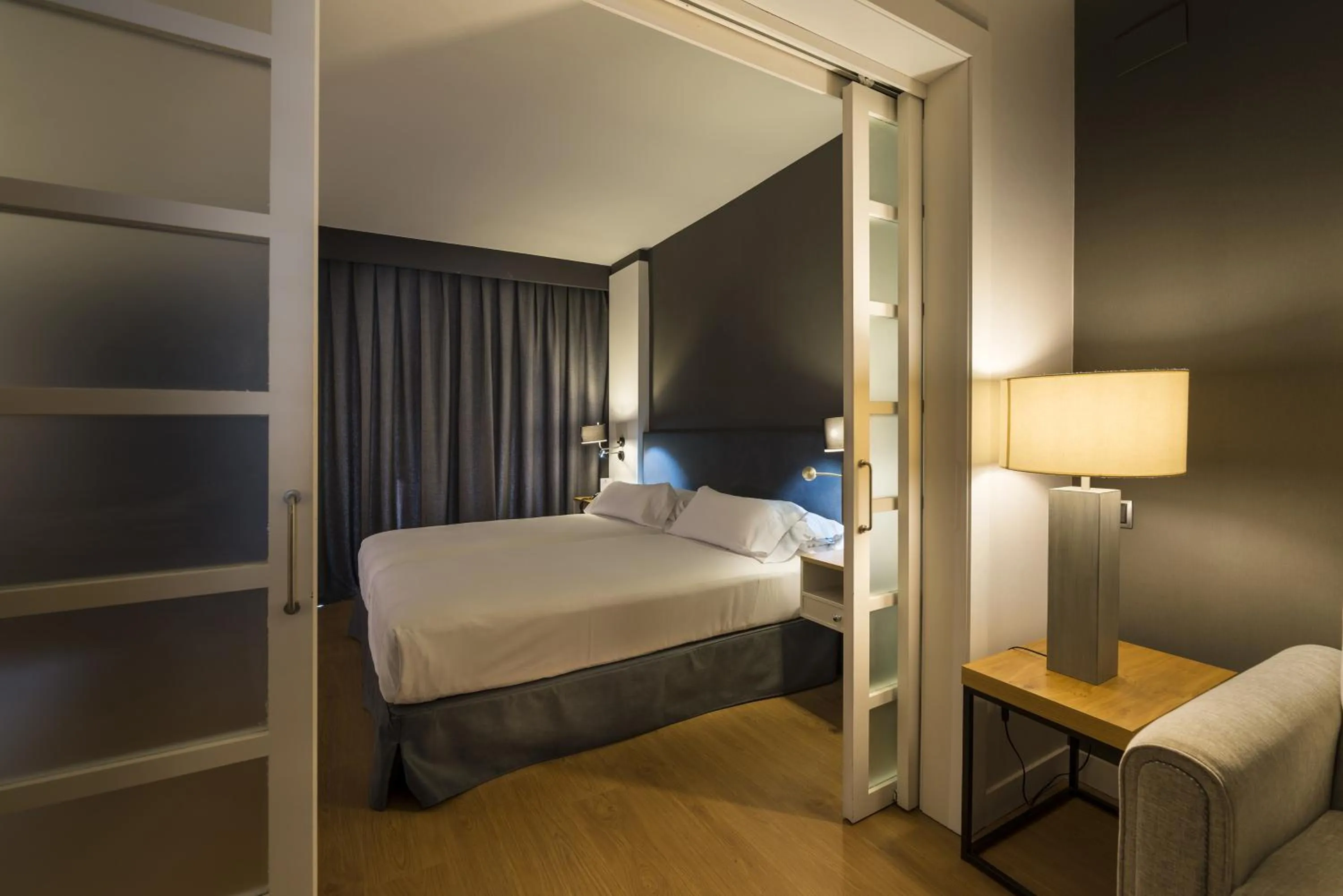 Bedroom, Bed in Guitart Grand Passage