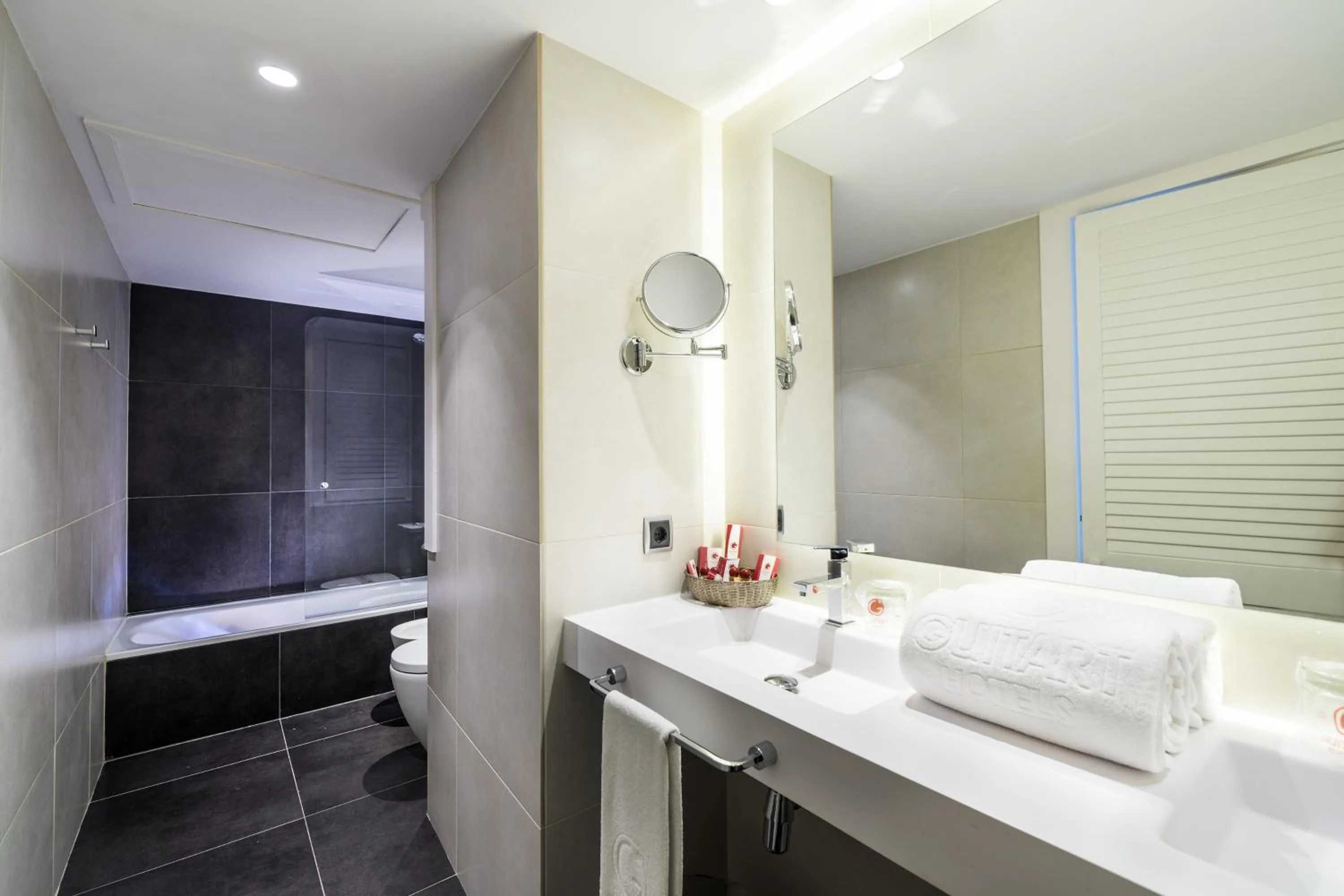 Bathroom in Guitart Grand Passage