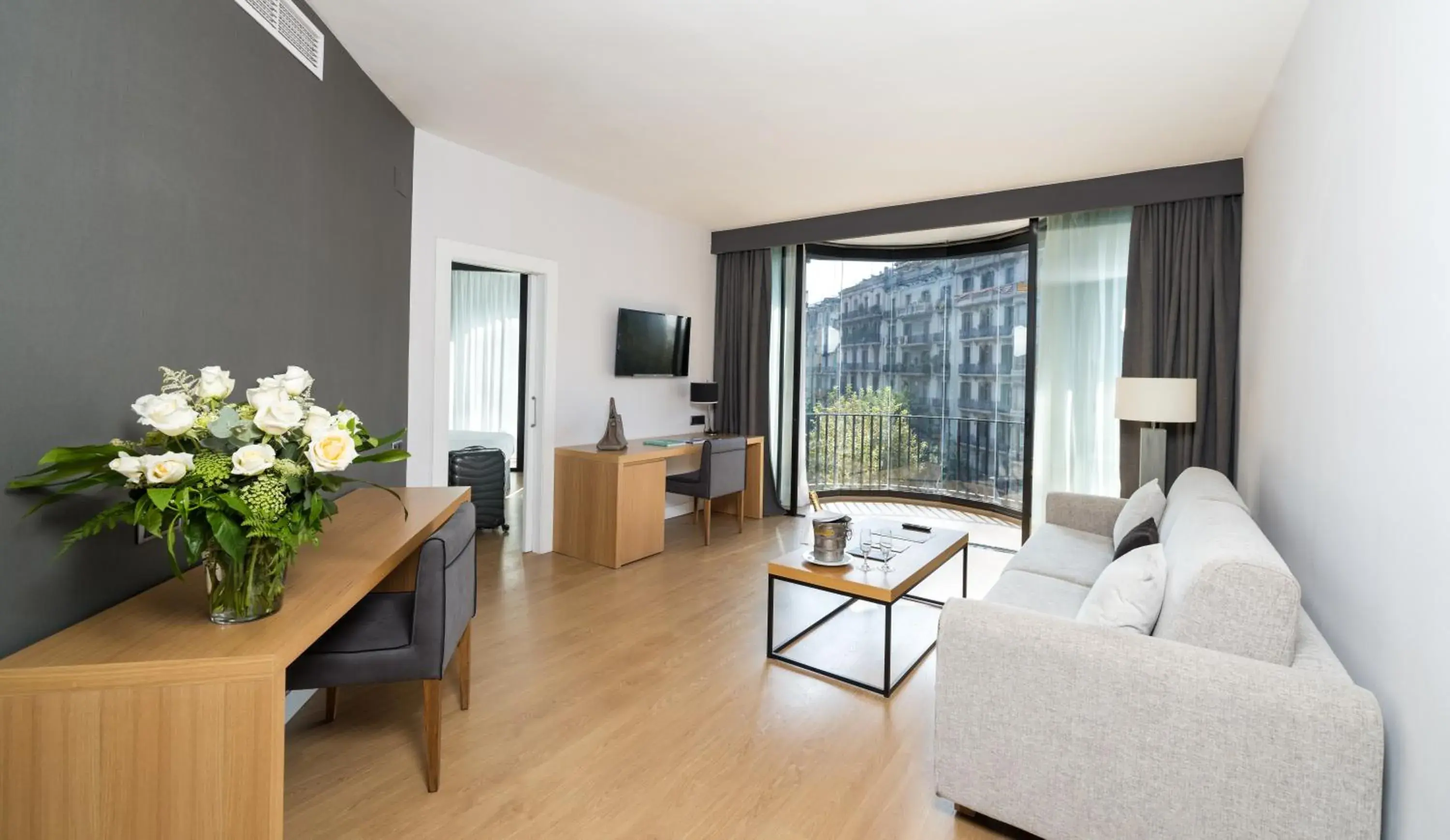 Suite (1-2 Adults) in Guitart Grand Passage Suite (1-2 Adults) in Guitart Grand Passage