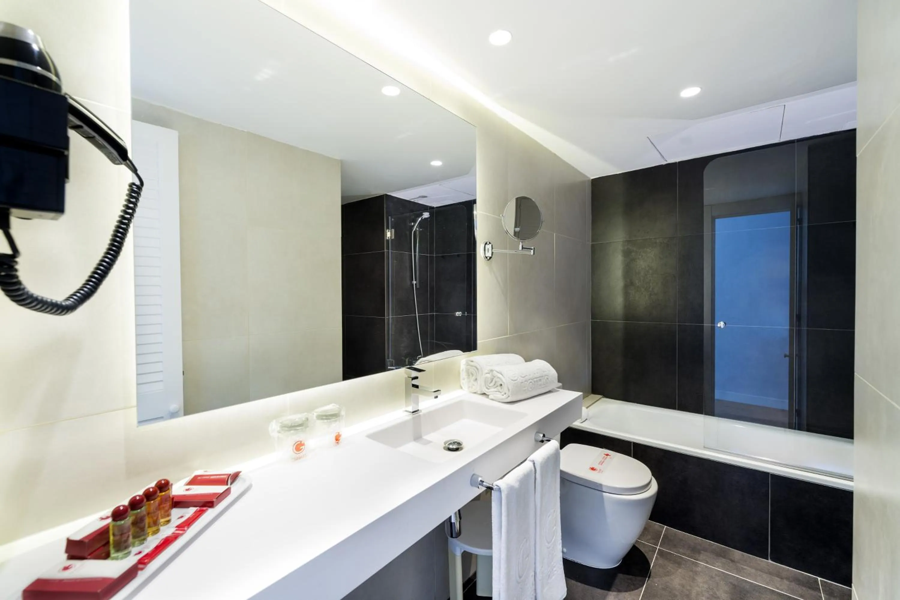 Bathroom in Guitart Grand Passage