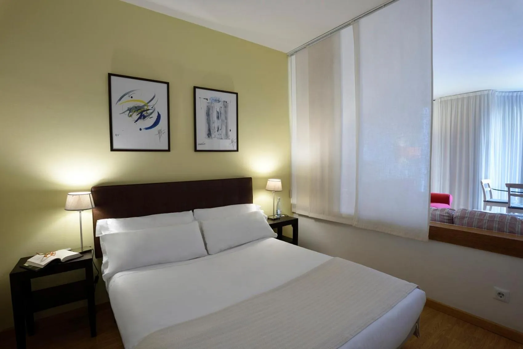 Bedroom, Bed in Guitart Grand Passage