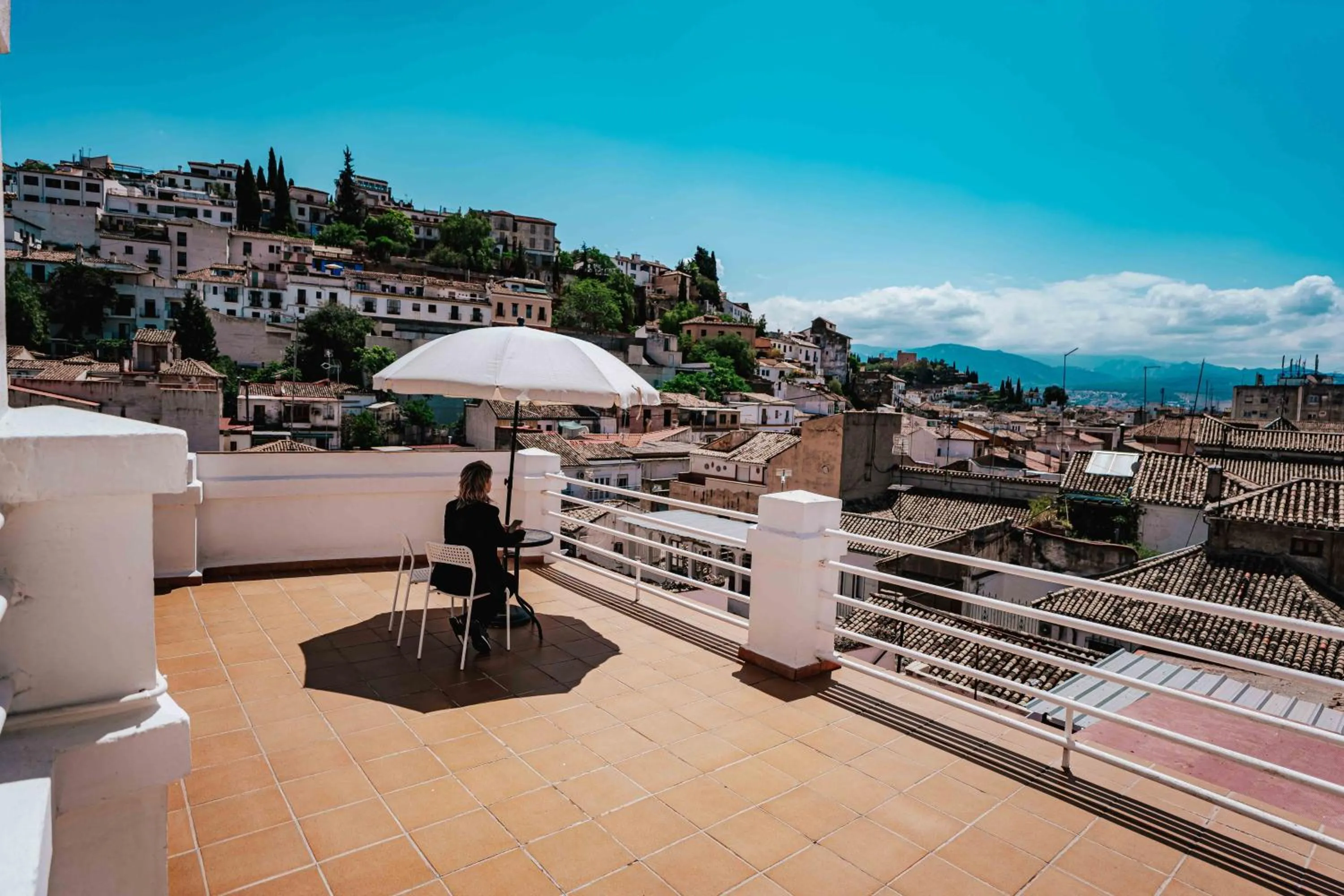 Photo of the whole room in Atenas Granada