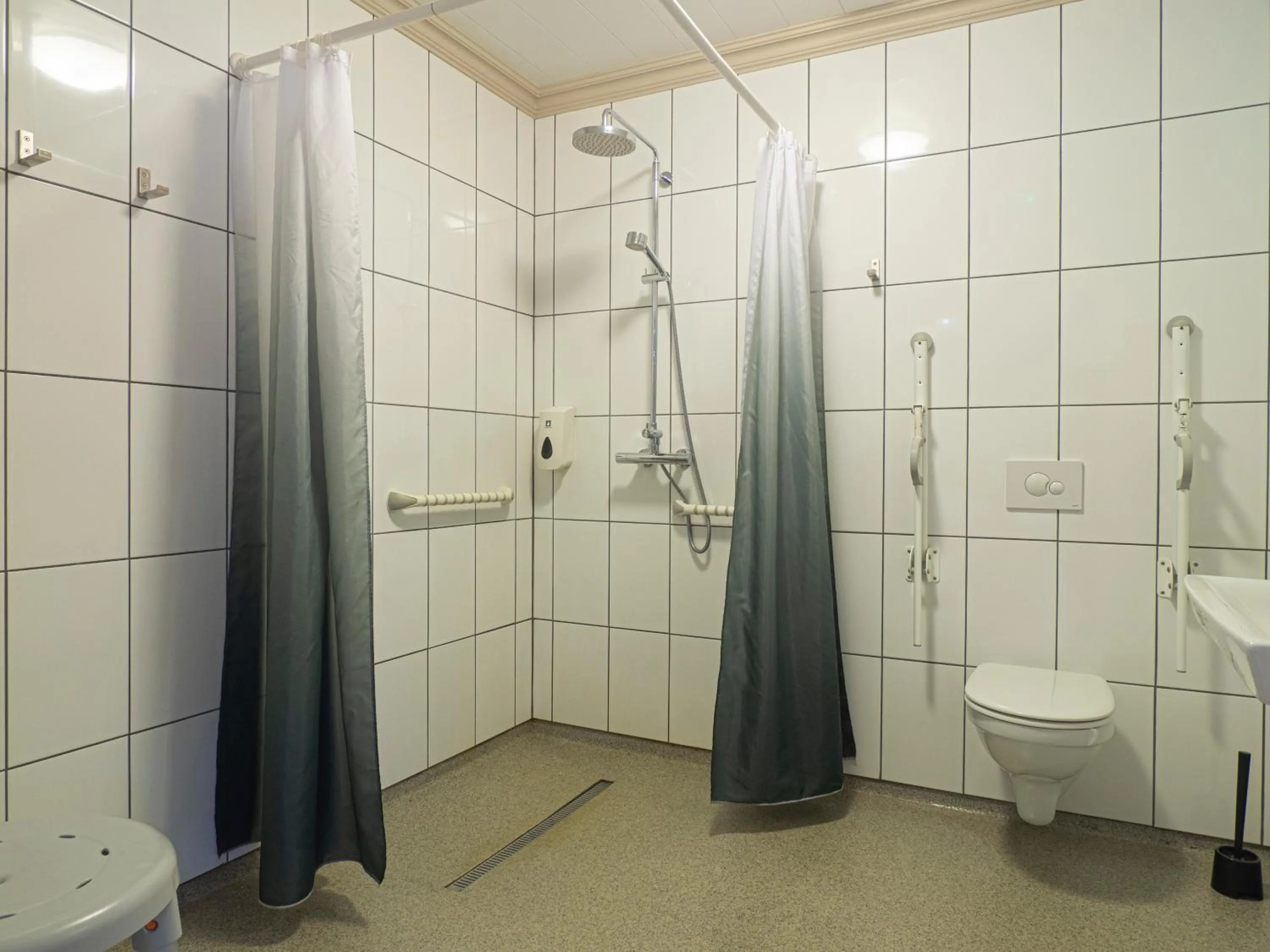 Shower in Studio Apartments