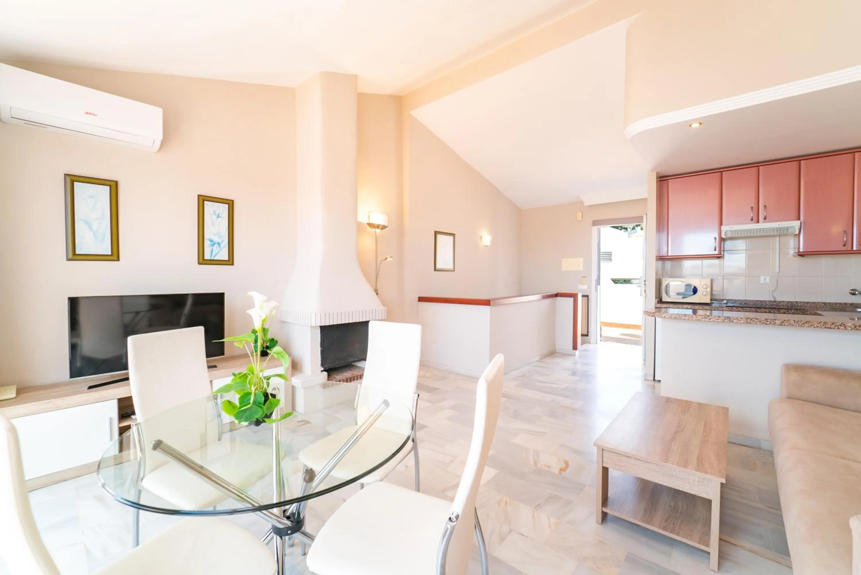 Kitchen or kitchenette in VIME La Reserva de Marbella