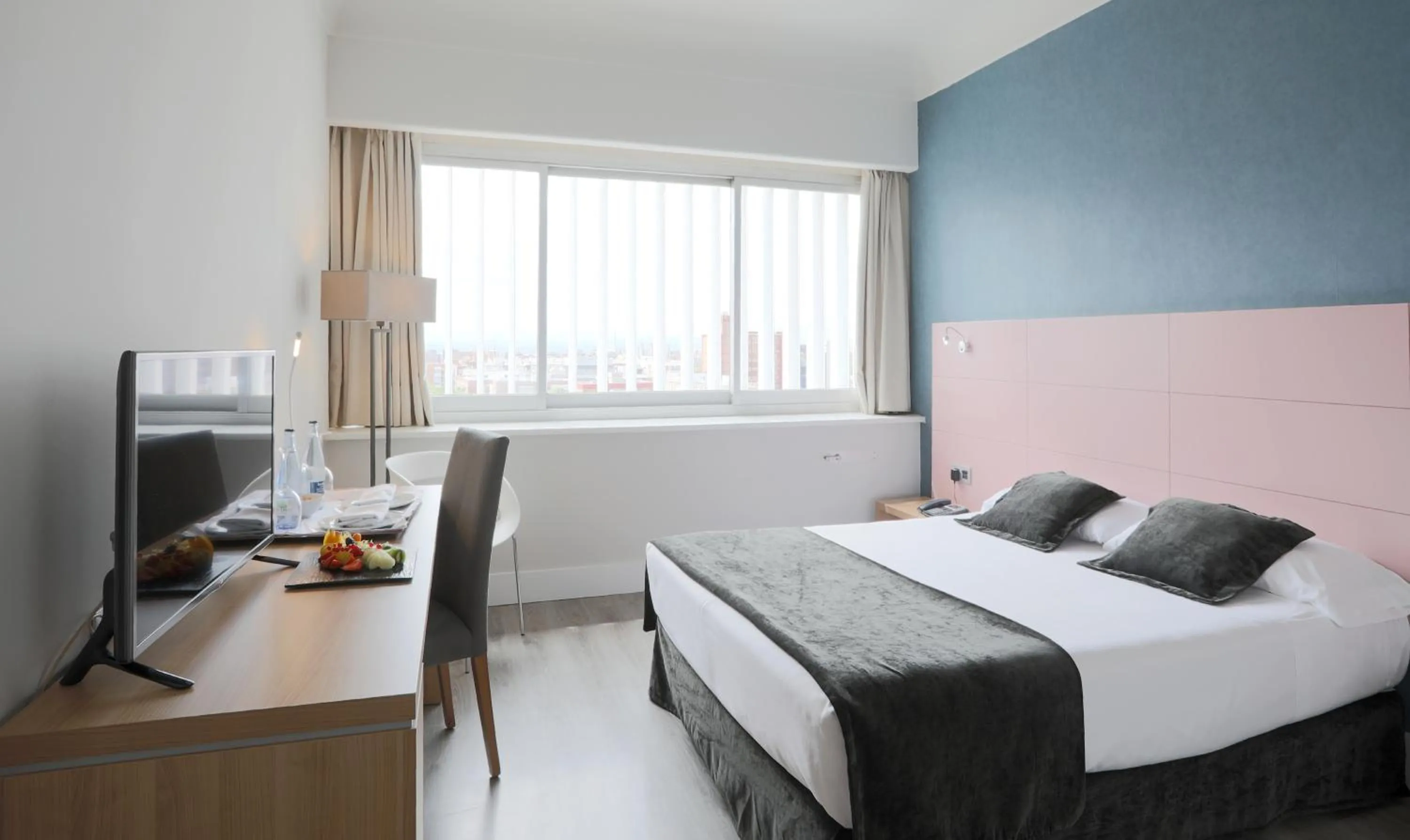 Bed in Hotel Chamartin The One