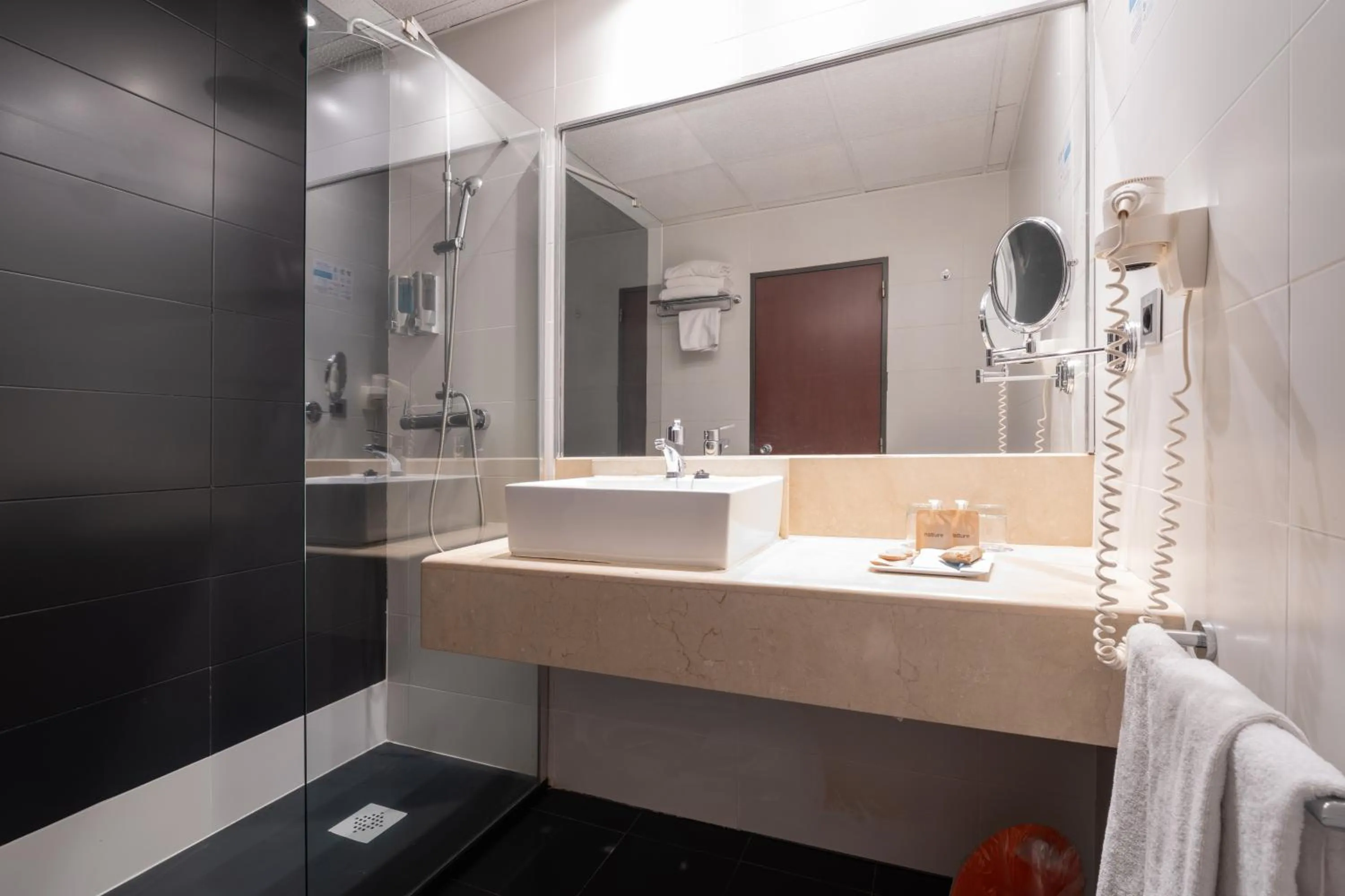 Bathroom in Hotel Chamartin The One