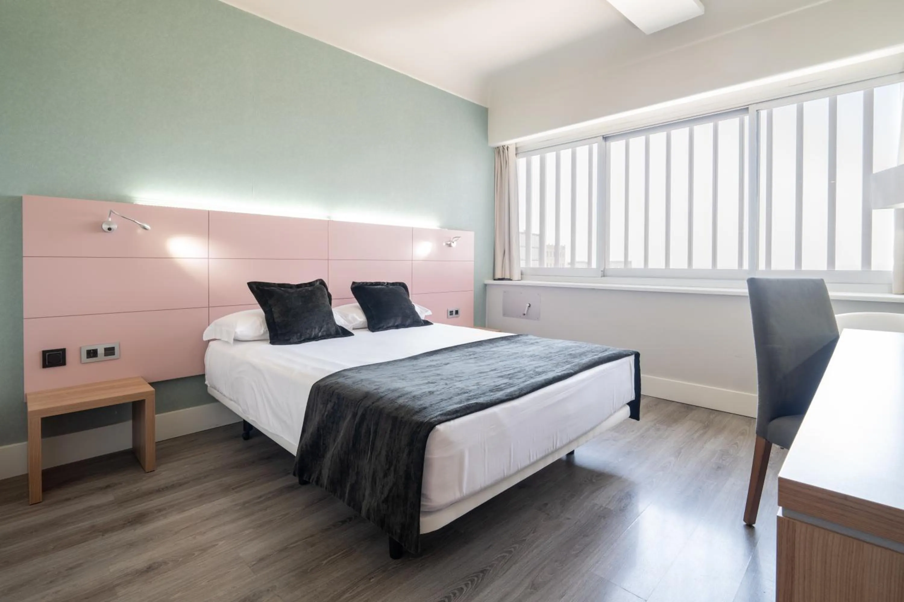 Bed in Hotel Chamartin The One