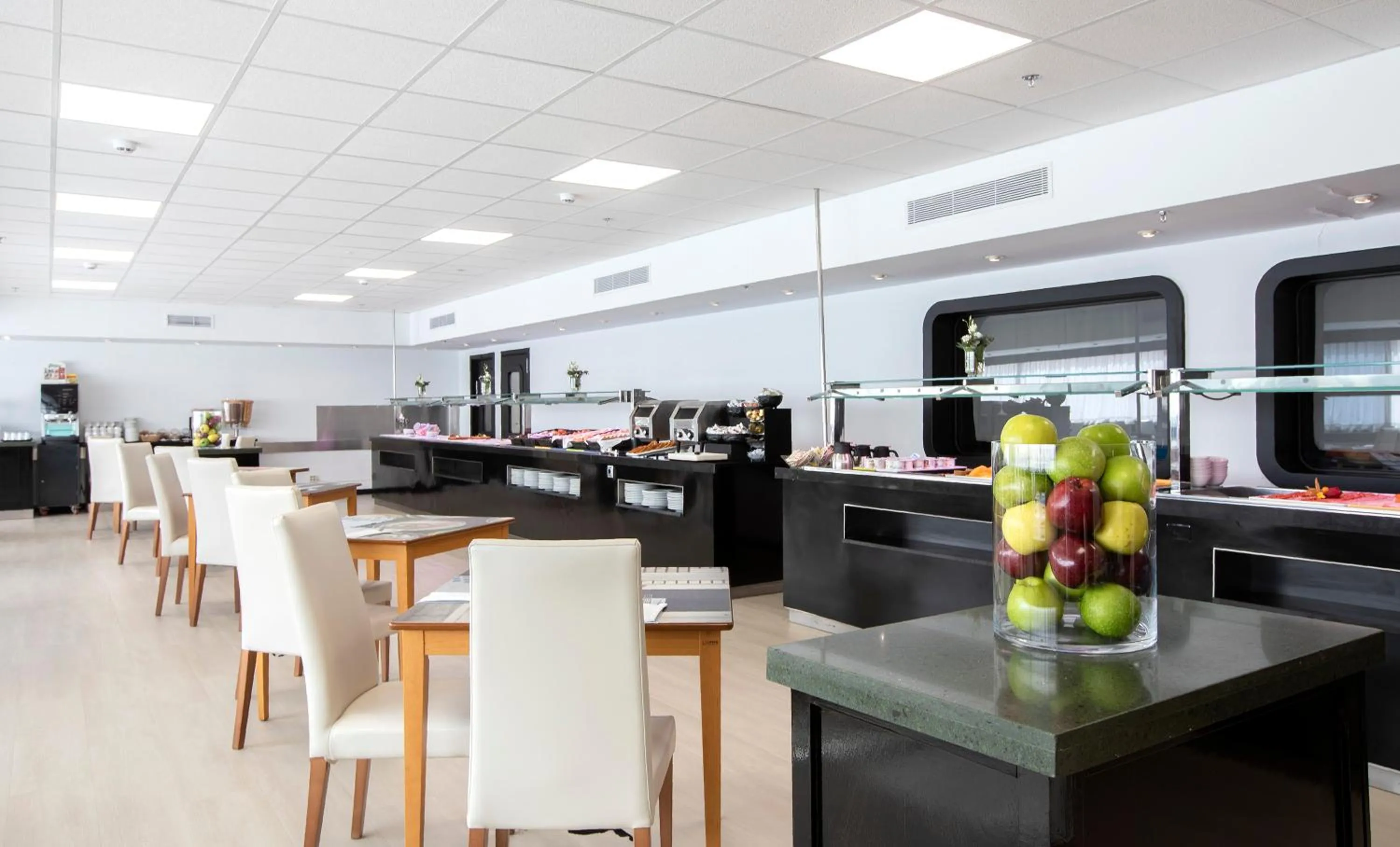 Breakfast in Hotel Chamartin The One