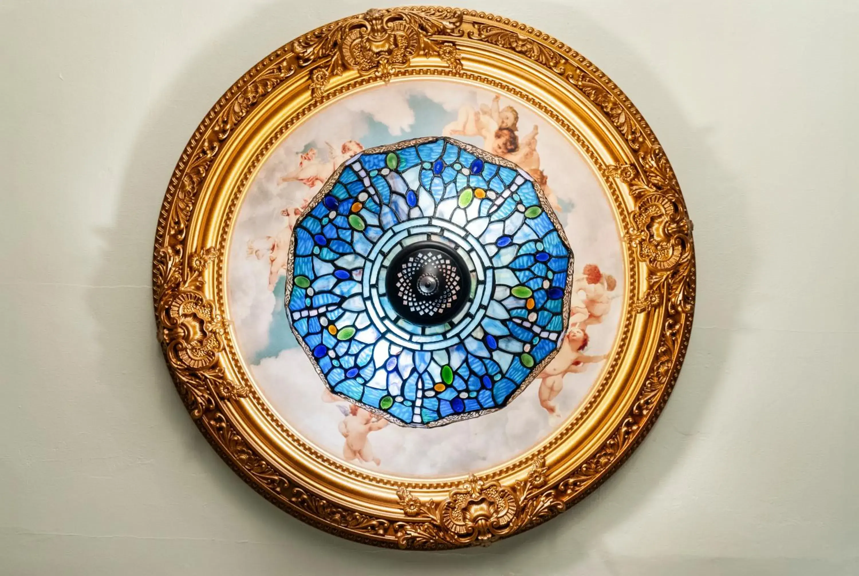 Deluxe Queen Room in THE NEW STAR MOTEL - 1950s Extended-Stay Lodging and Retreat Center Deluxe Queen Room in THE NEW STAR MOTEL - 1950s Extended-Stay Lodging and Retreat Center