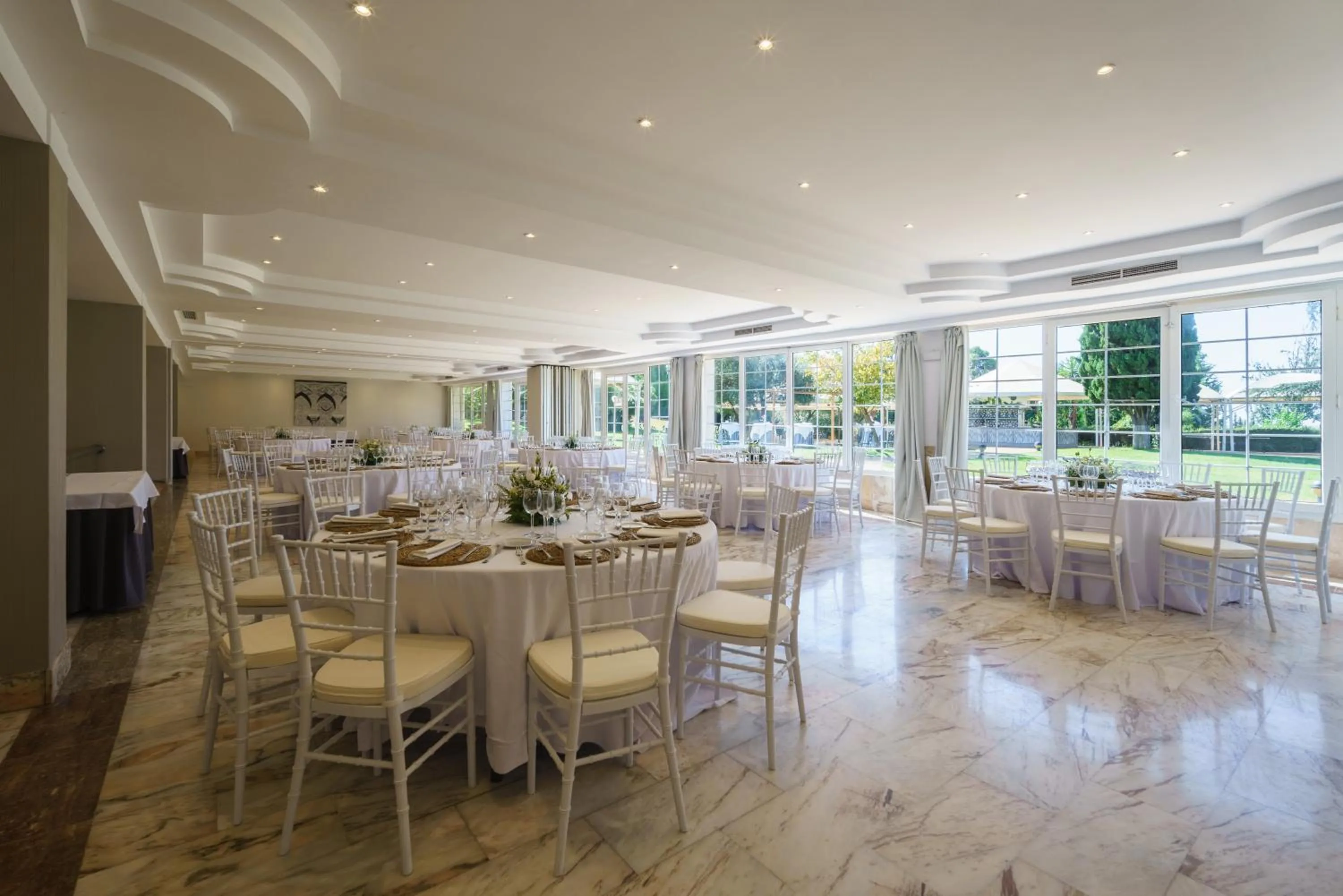 Restaurant/places to eat in Crisol Jardines de Córdoba